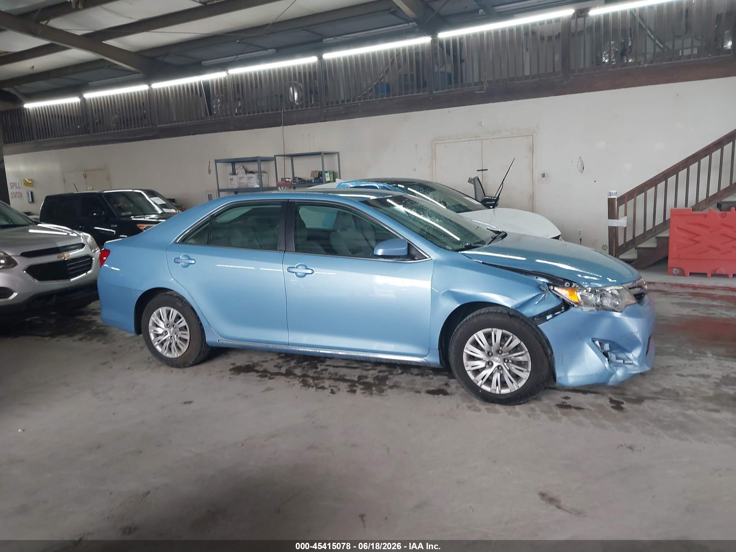 2012 Toyota Camry Le Blue vin: 4T1BF1FK6CU623055