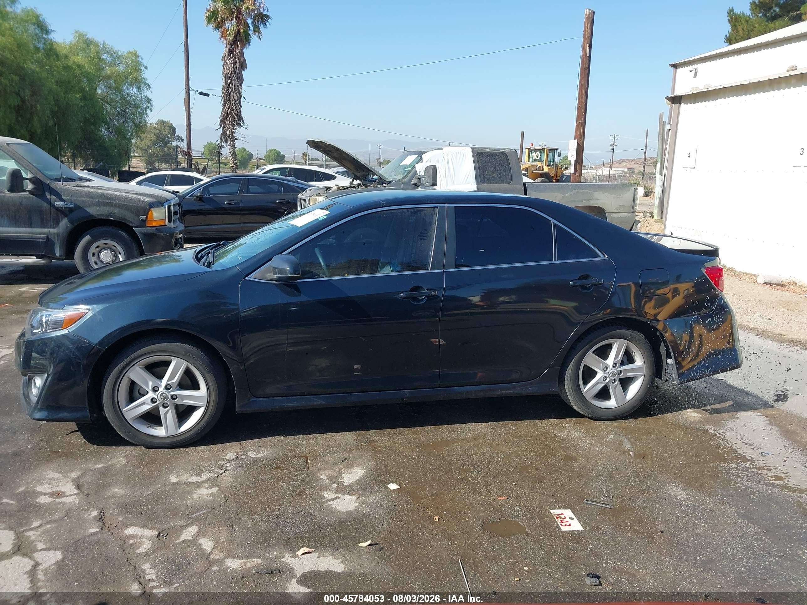 2013 Toyota Camry Se Gray vin: 4T1BF1FK6DU212322