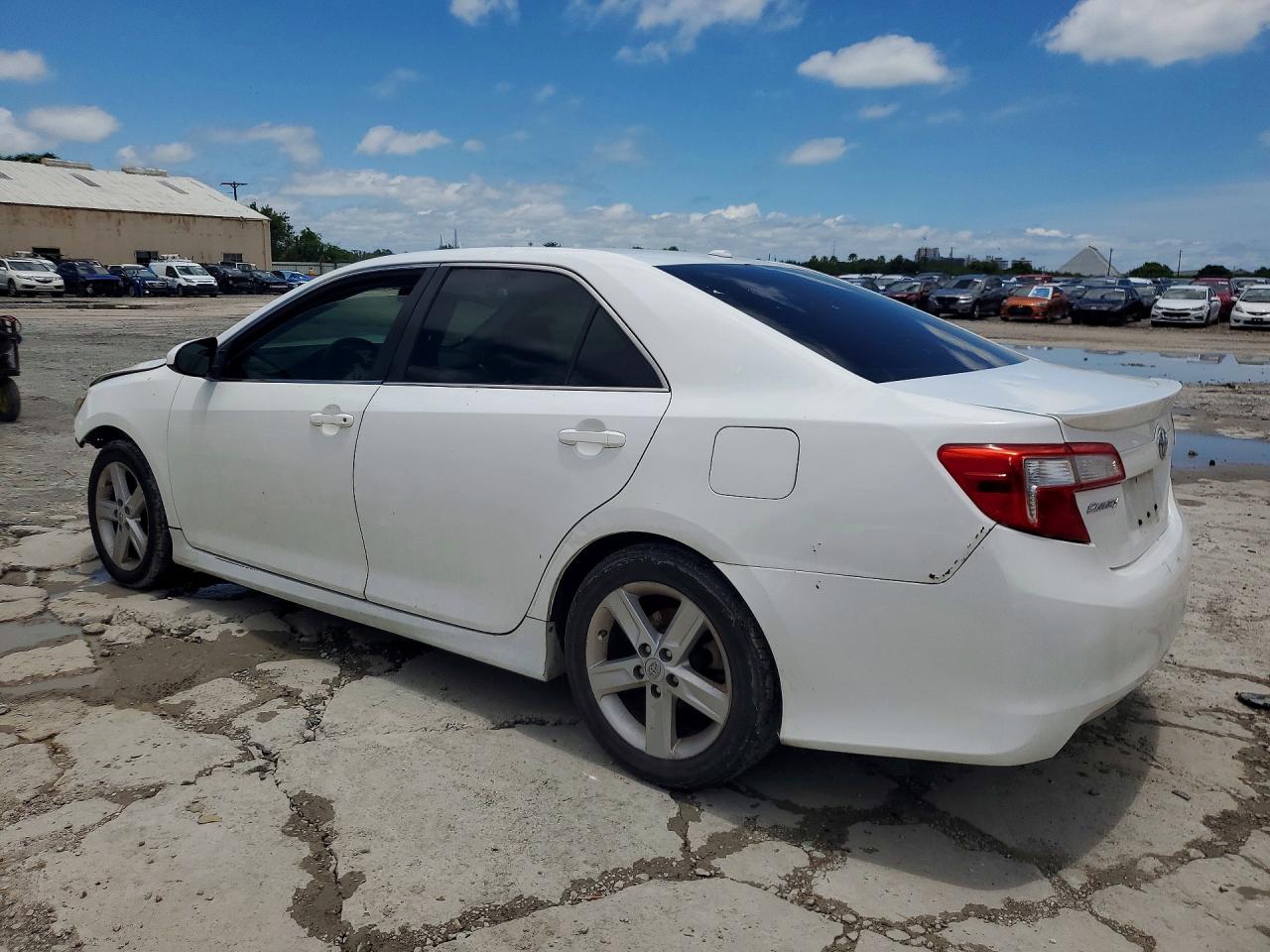 2013 Toyota Camry White vin: 4T1BF1FK6DU225331