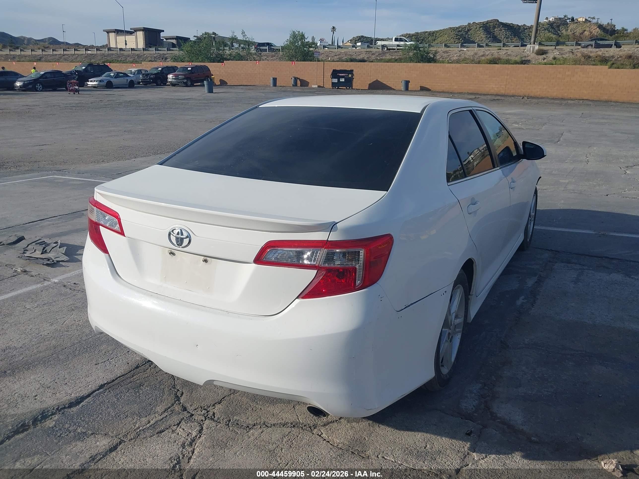 2013 Toyota Camry Se White vin: 4T1BF1FK6DU231176