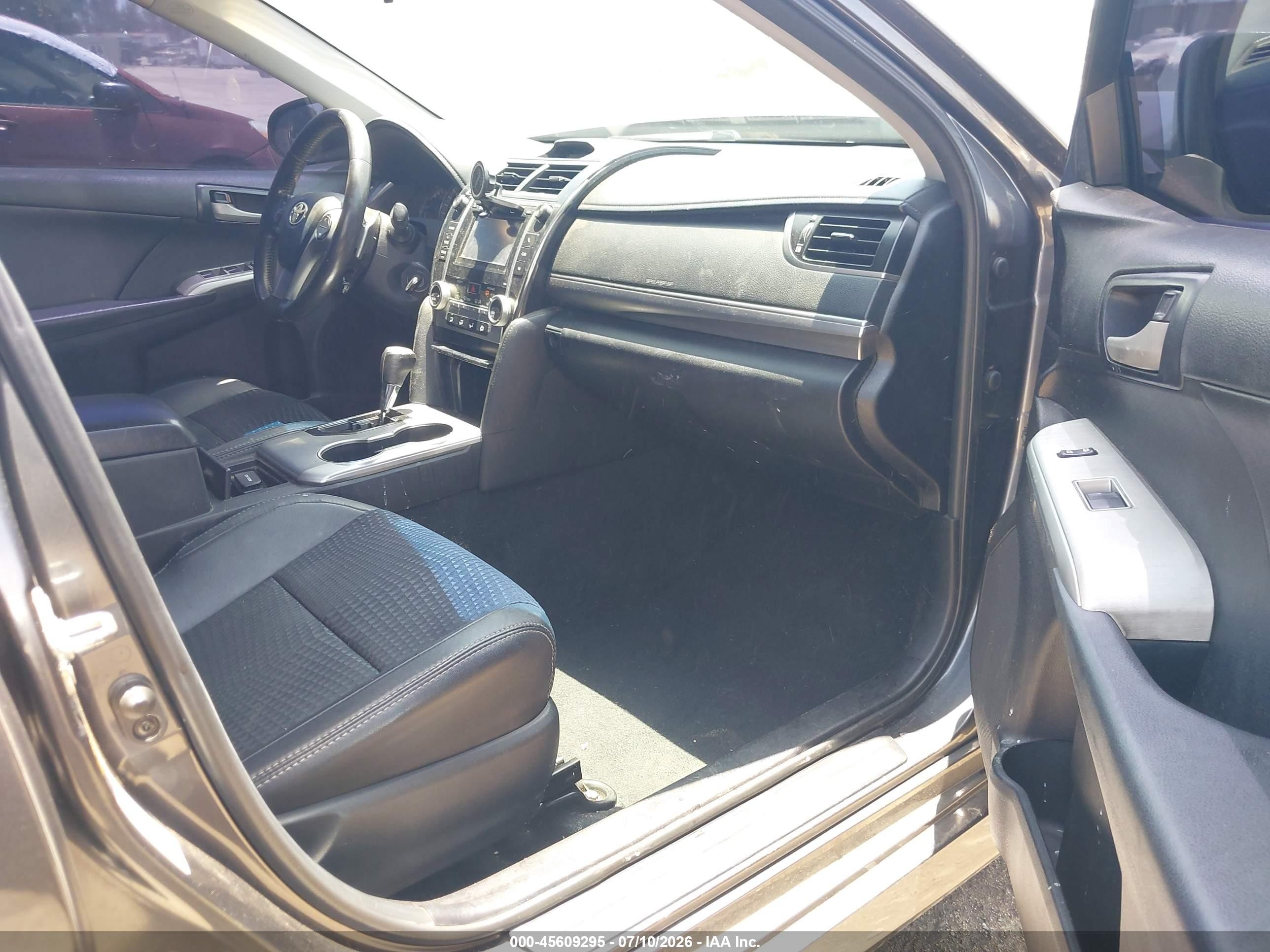 2013 Toyota Camry Se Gray vin: 4T1BF1FK6DU234577