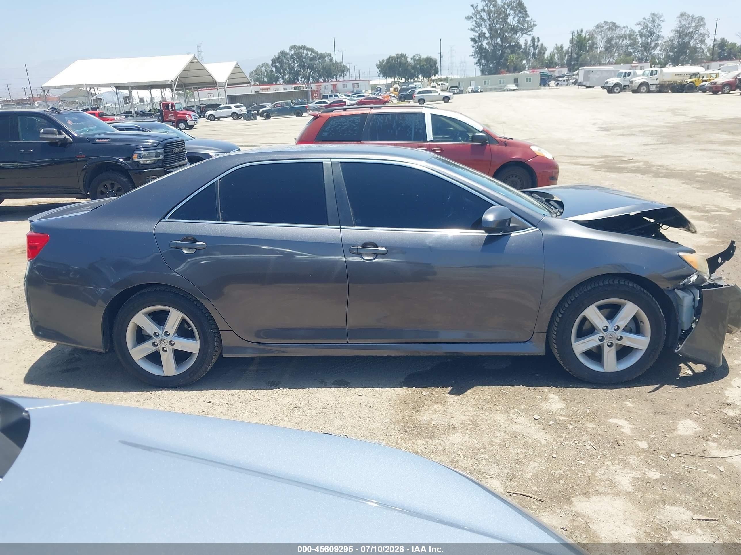 2013 Toyota Camry Se Gray vin: 4T1BF1FK6DU234577