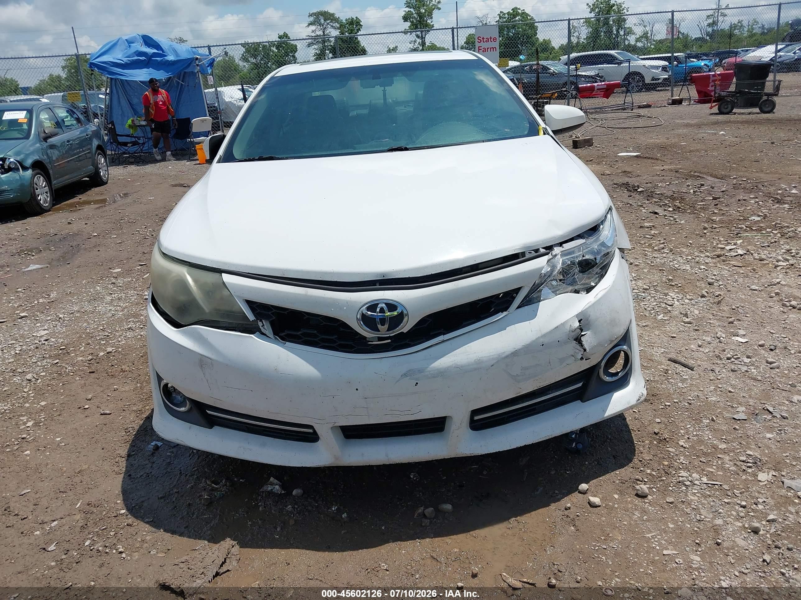 2013 Toyota Camry Se White vin: 4T1BF1FK6DU238872