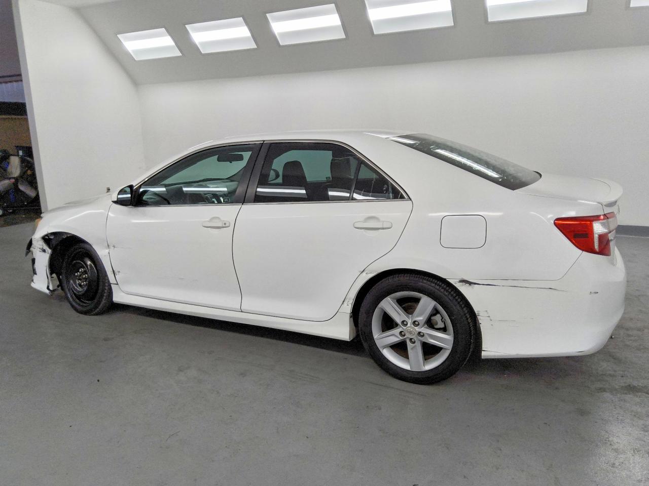 2013 Toyota Camry Se White vin: 4T1BF1FK6DU245448