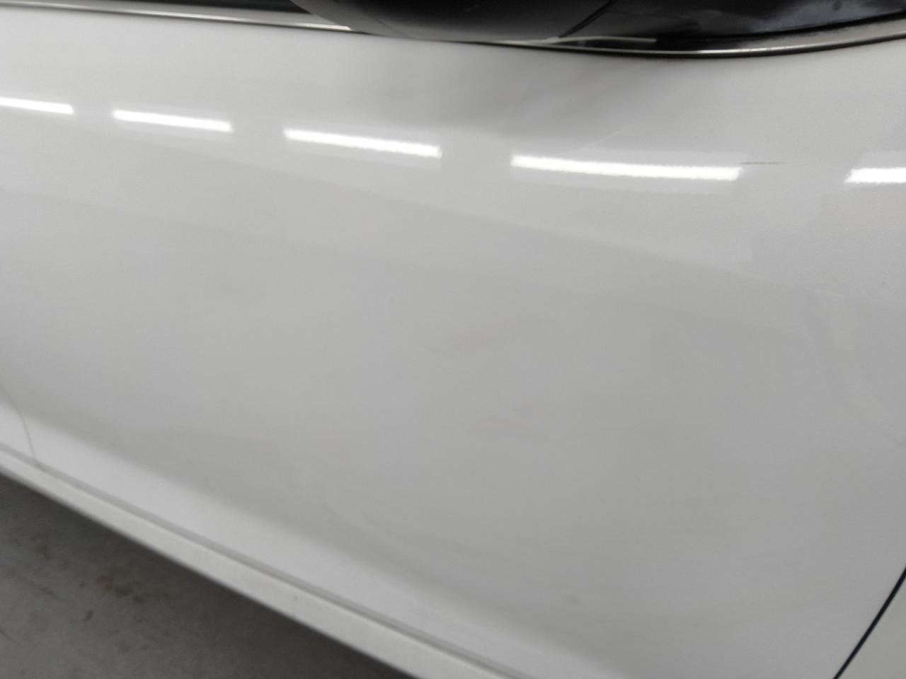 2013 Toyota Camry Se White vin: 4T1BF1FK6DU245448 Damage: Right Front Door, Heavy Scratch, 1 To 2 Inches