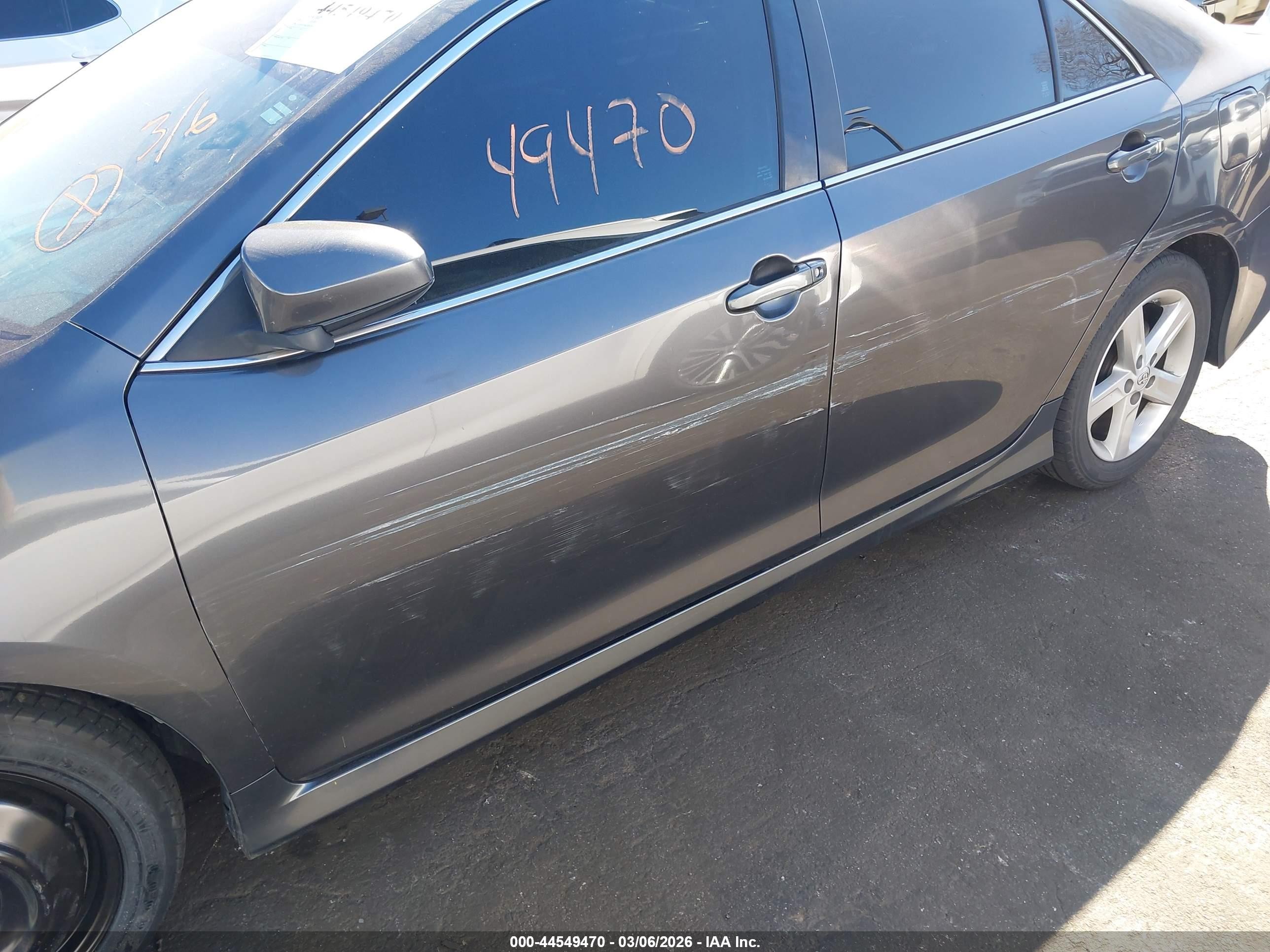 2013 Toyota Camry Se Gray vin: 4T1BF1FK6DU249905