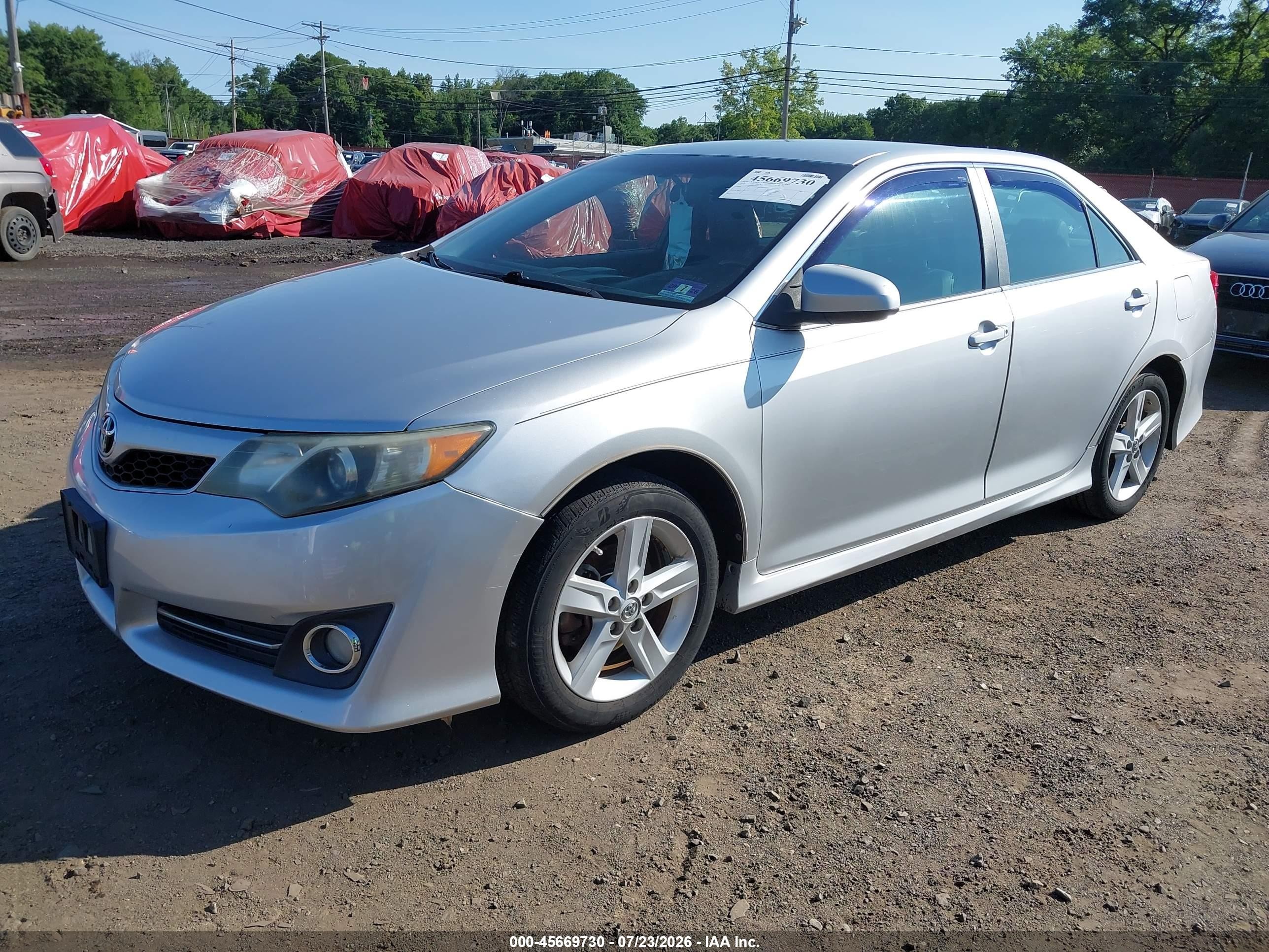 2013 Toyota Camry Se Silver vin: 4T1BF1FK6DU251623