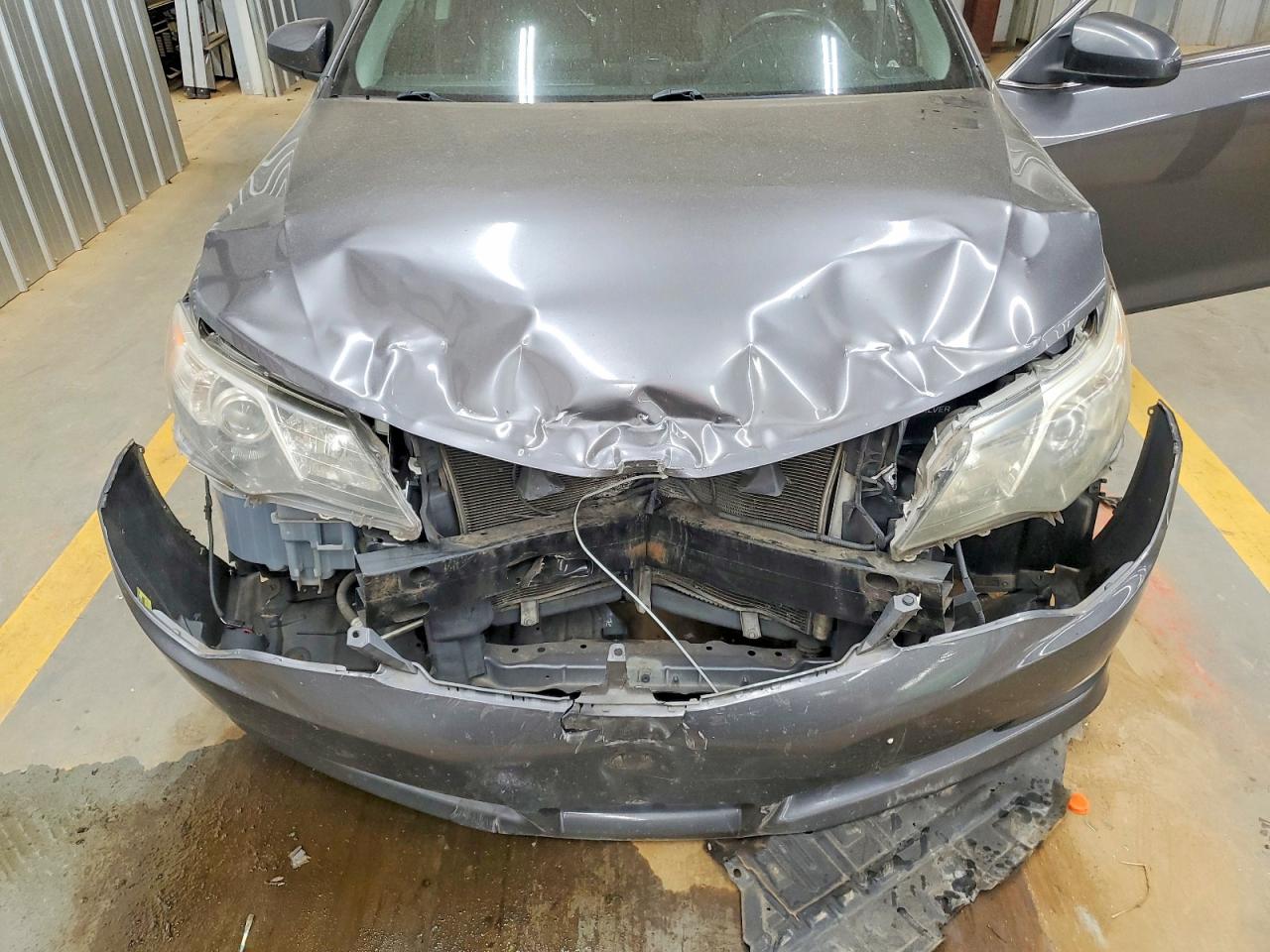 2013 Toyota Camry Se Charcoal vin: 4T1BF1FK6DU270138