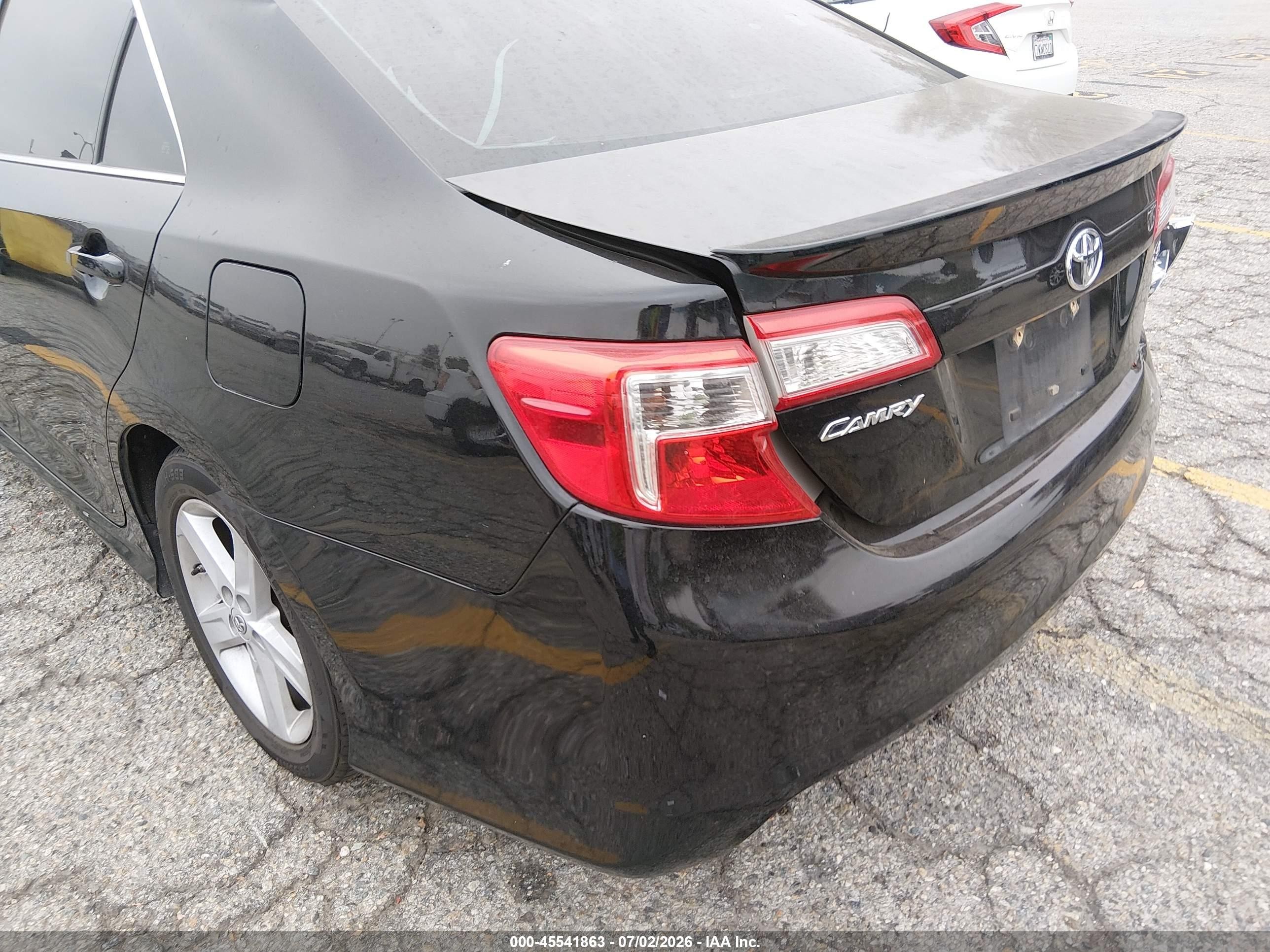 2013 Toyota Camry Se Черный vin: 4T1BF1FK6DU272245