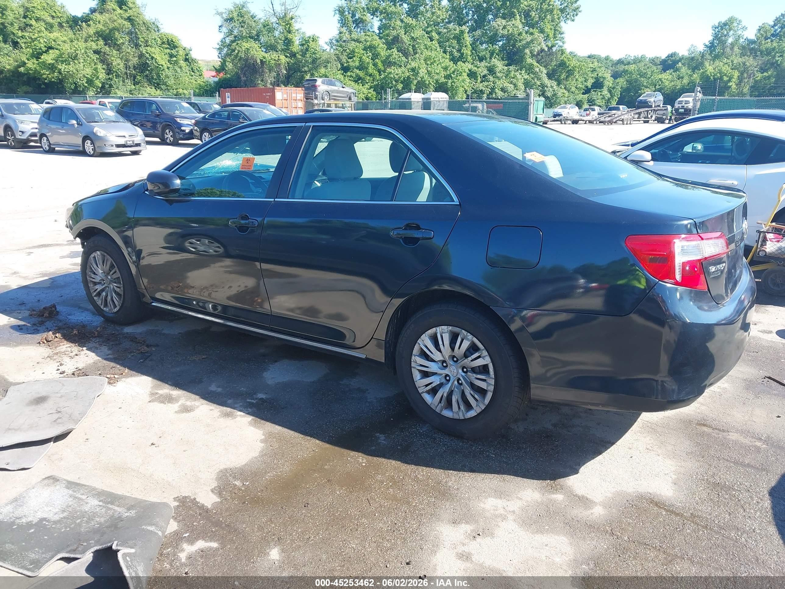 2013 Toyota Camry Le Black vin: 4T1BF1FK6DU286162