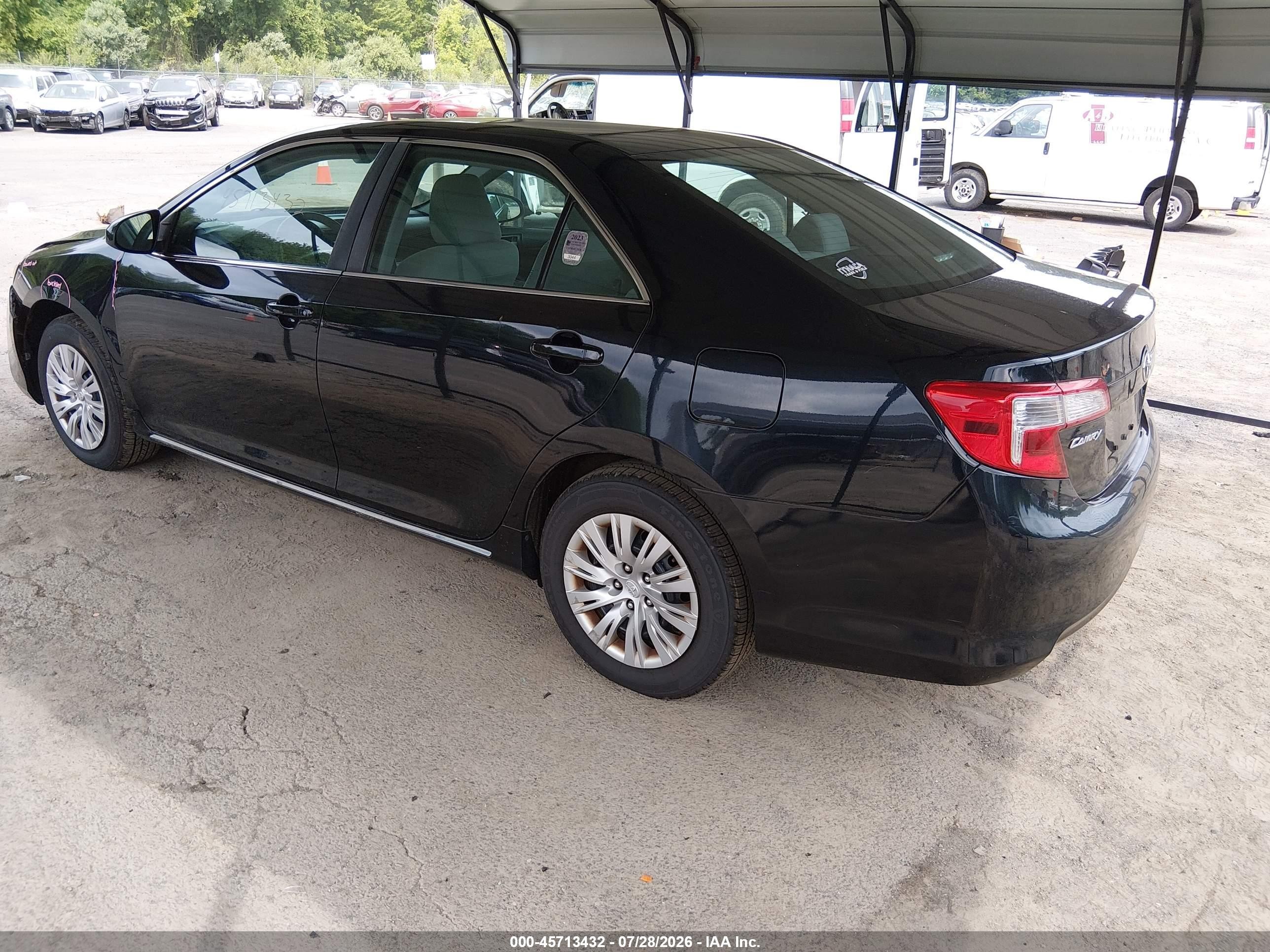 2013 Toyota Camry Le Black vin: 4T1BF1FK6DU296397
