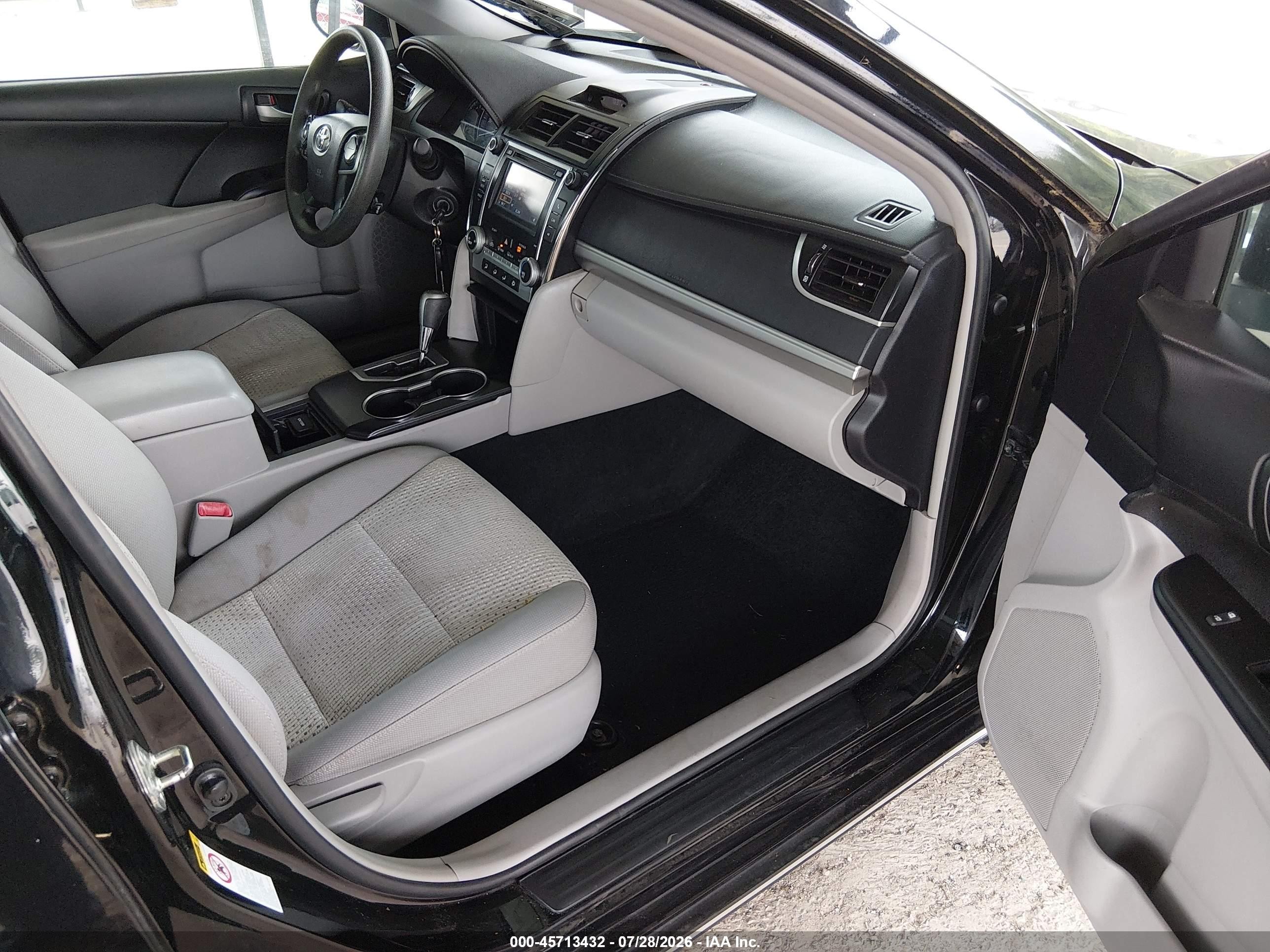 2013 Toyota Camry Le Black vin: 4T1BF1FK6DU296397