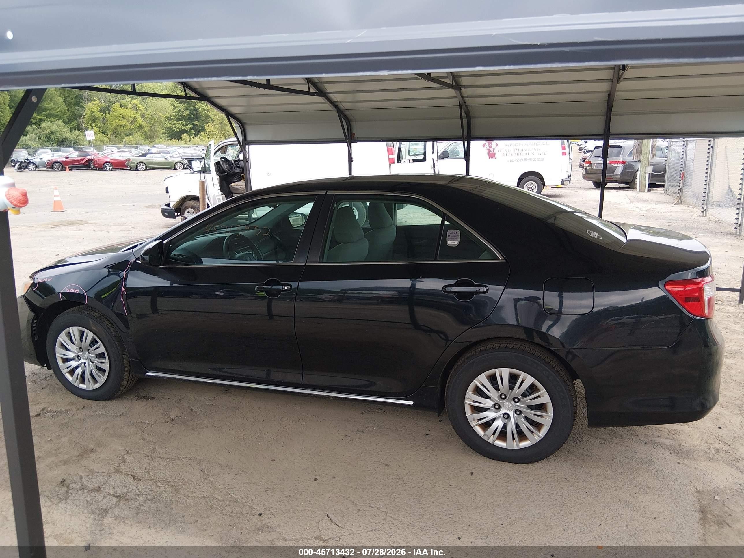 2013 Toyota Camry Le Black vin: 4T1BF1FK6DU296397