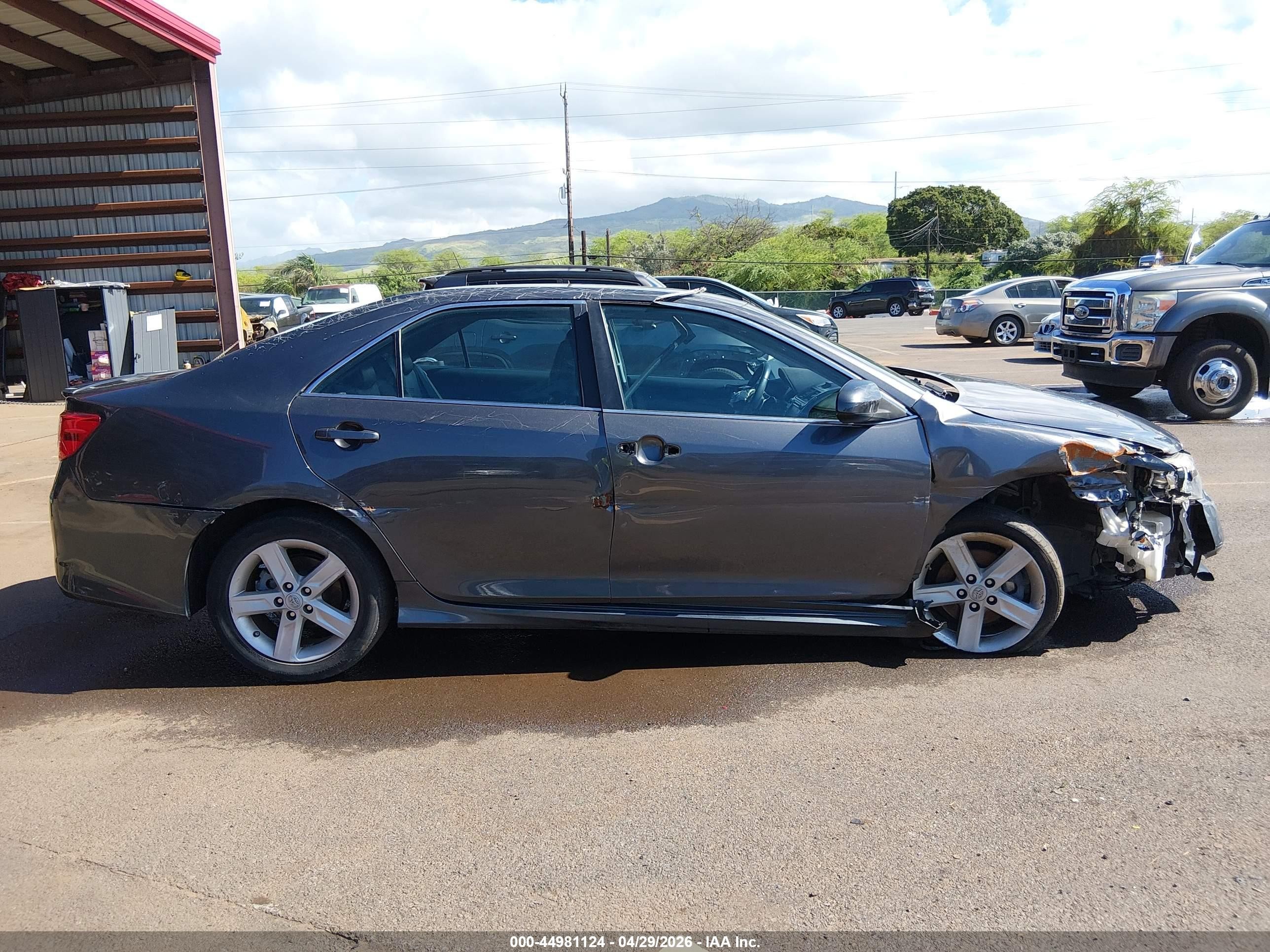 2013 Toyota Camry Se Gray vin: 4T1BF1FK6DU296674