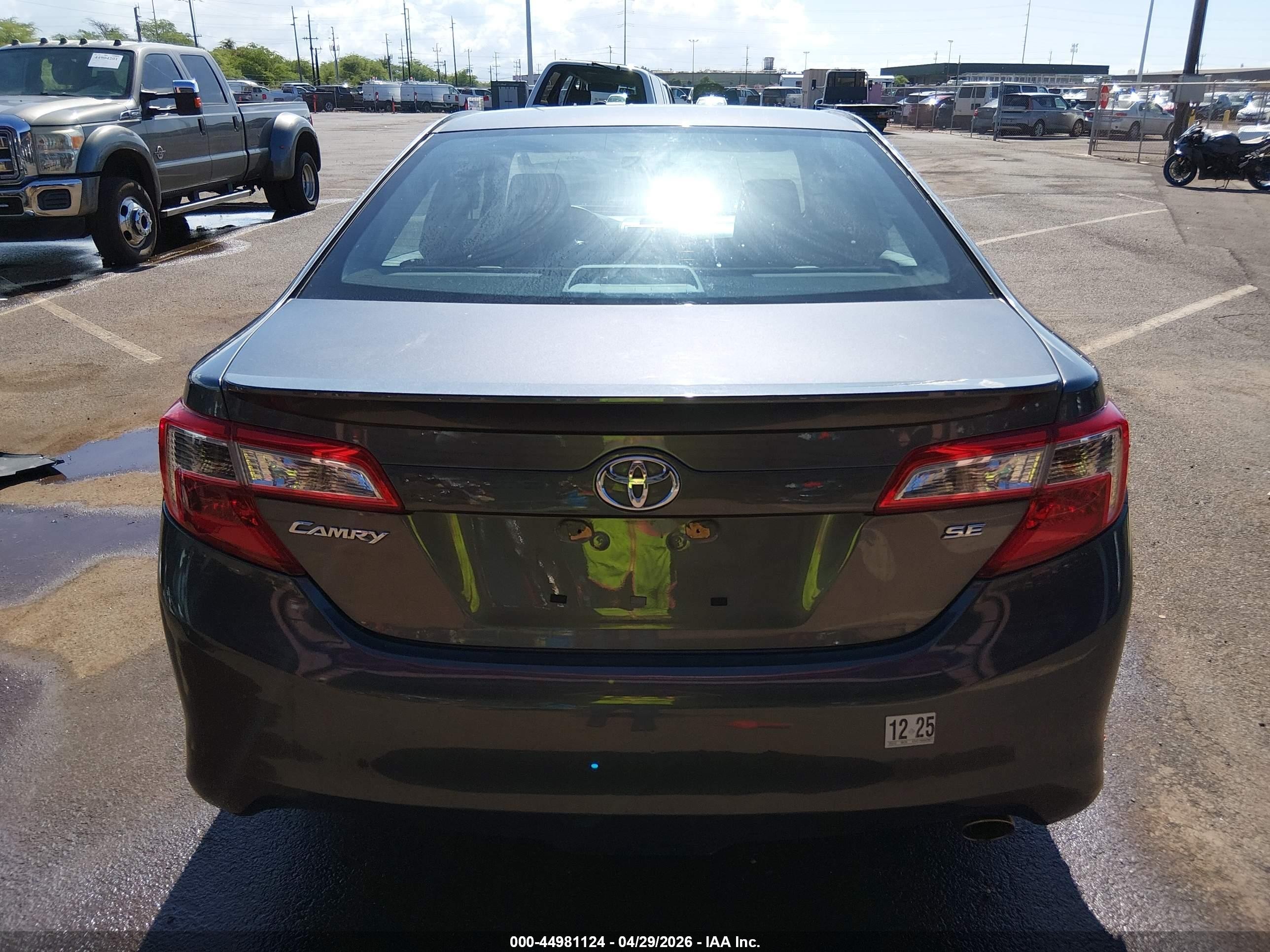 2013 Toyota Camry Se Gray vin: 4T1BF1FK6DU296674