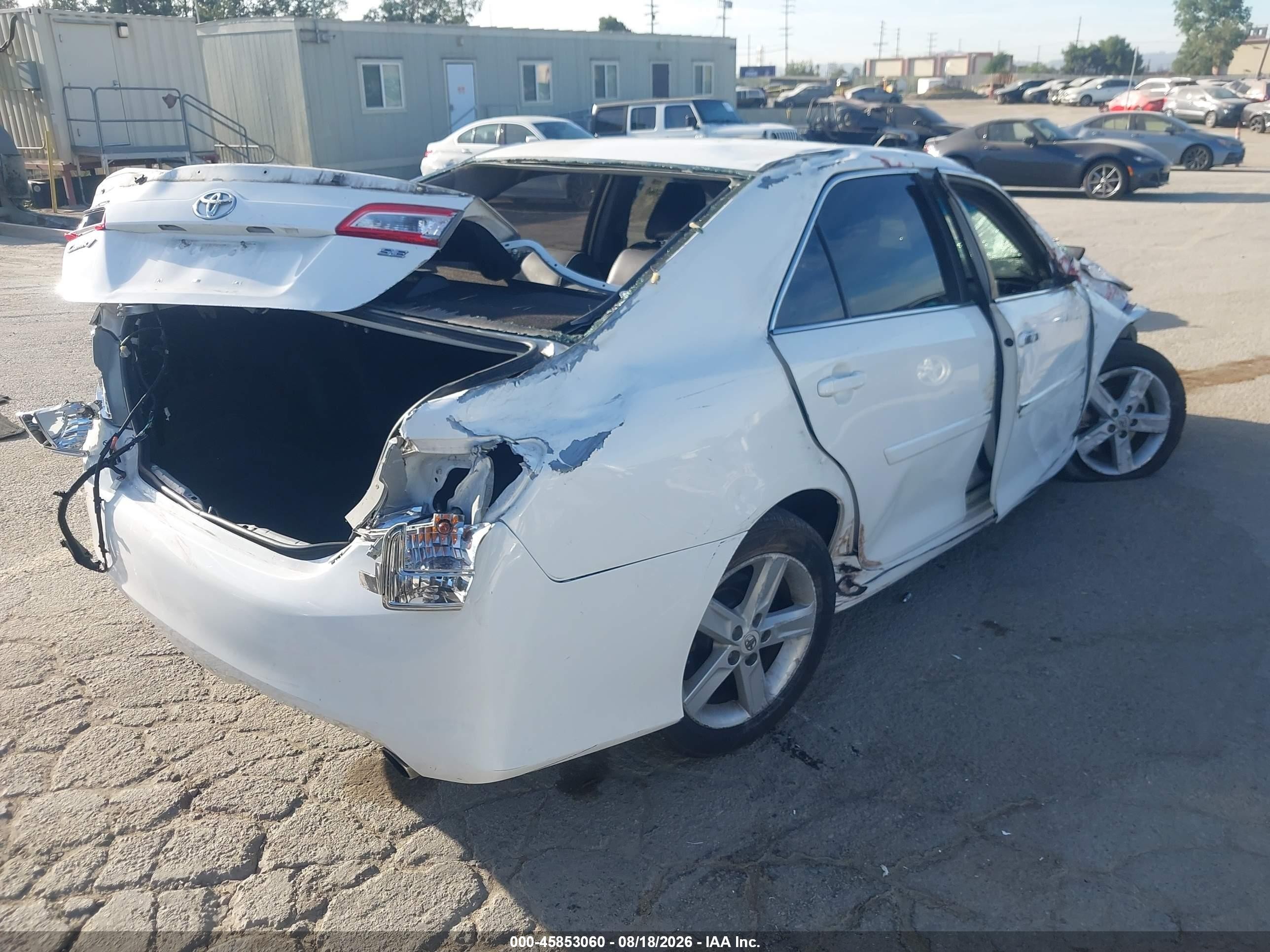 2013 Toyota Camry Se Белый vin: 4T1BF1FK6DU654436