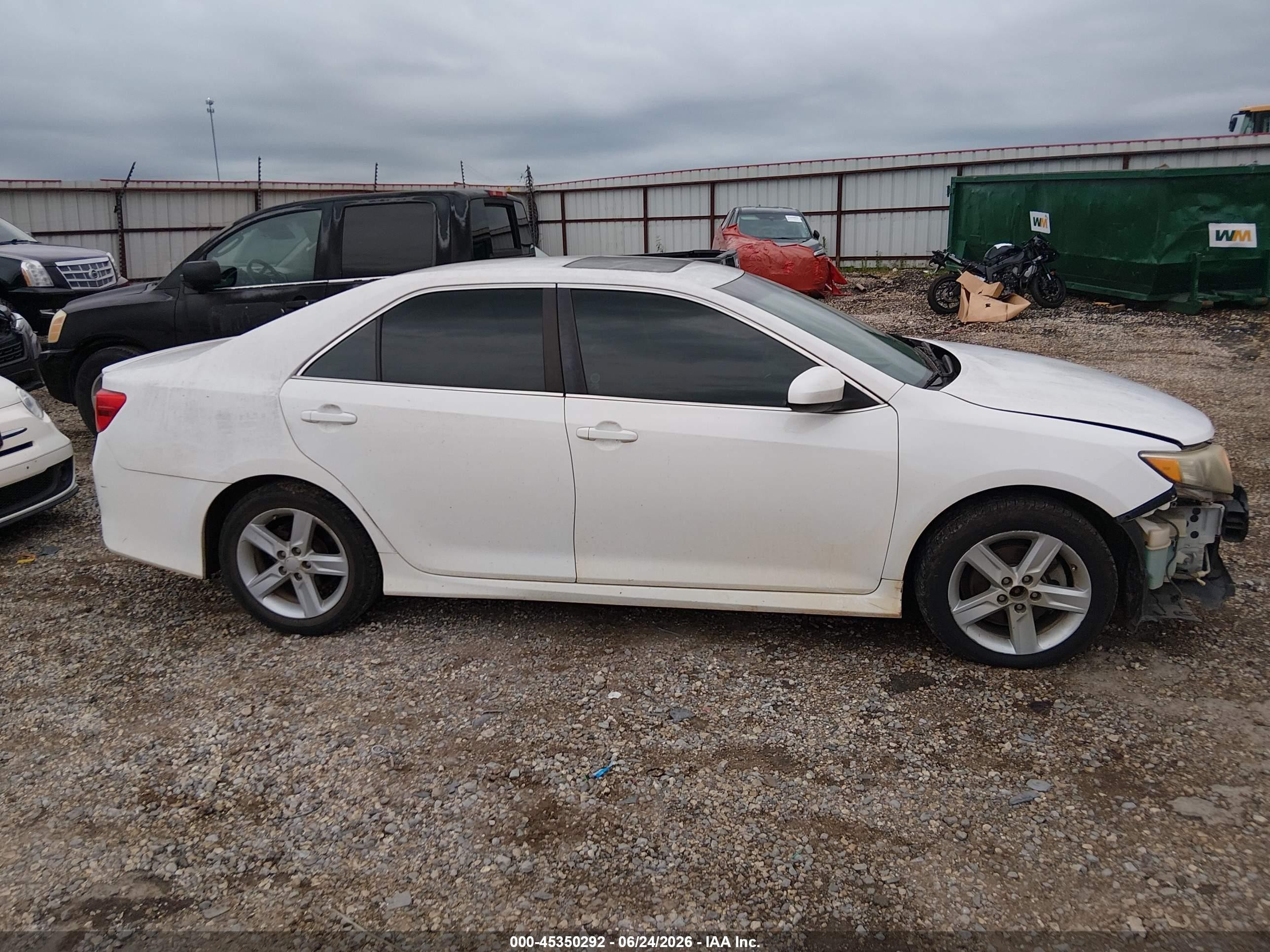 2013 Toyota Camry Se White vin: 4T1BF1FK6DU665193