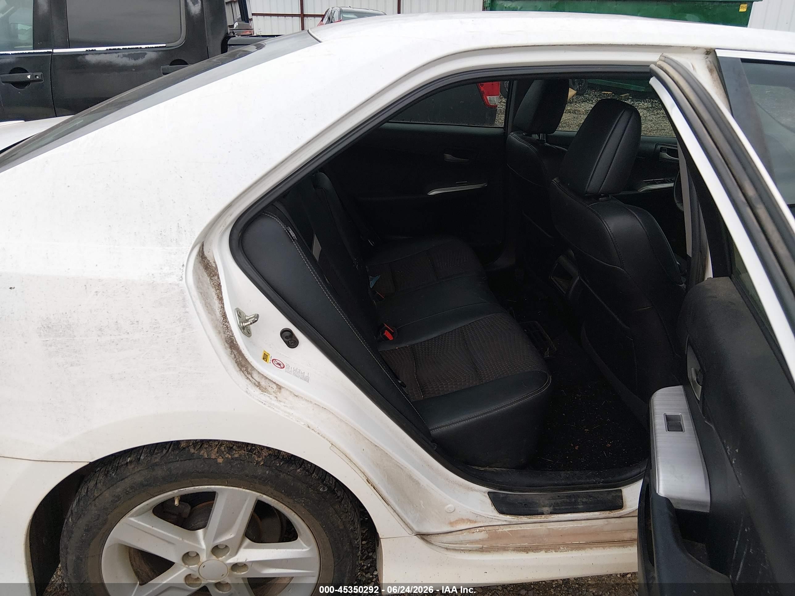 2013 Toyota Camry Se White vin: 4T1BF1FK6DU665193