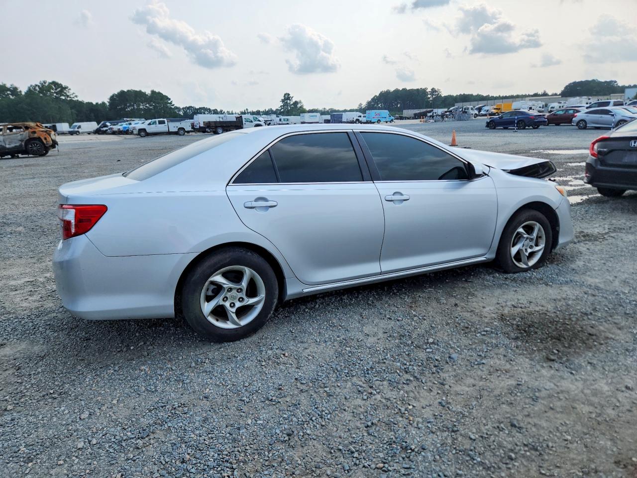 2013 Toyota Camry Le Silver vin: 4T1BF1FK6DU667512