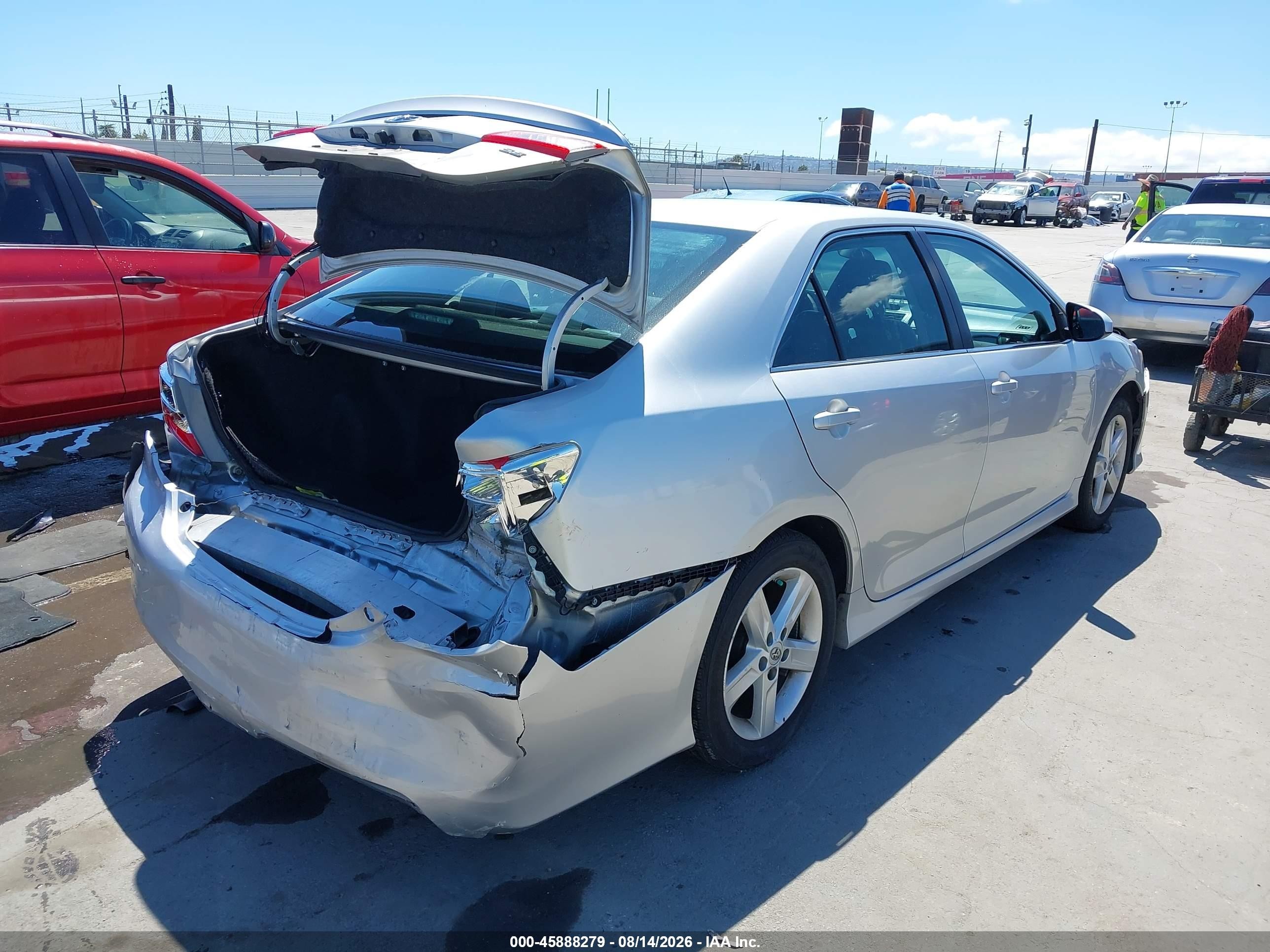 2013 Toyota Camry Se Серебряный vin: 4T1BF1FK6DU677070
