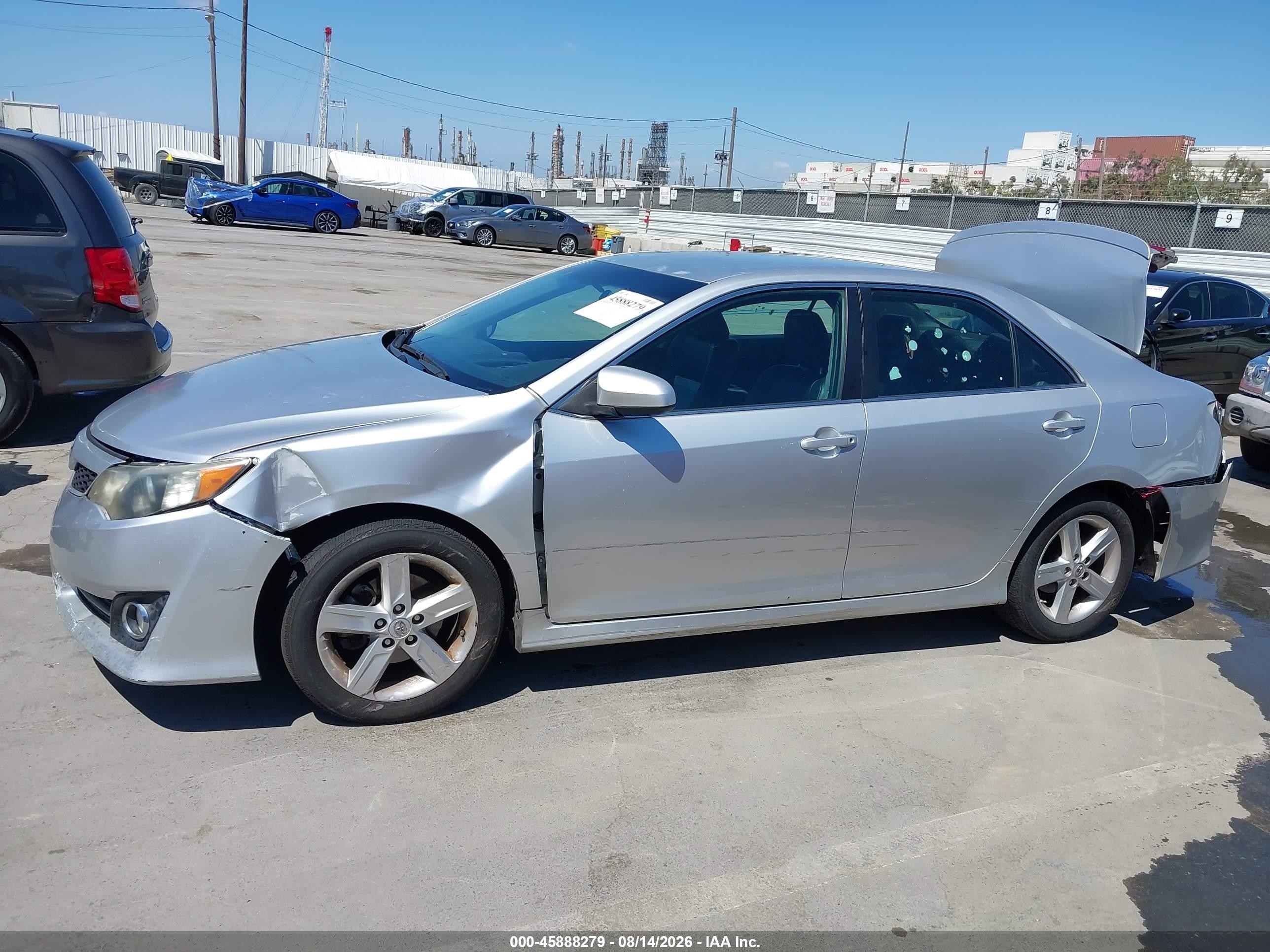 2013 Toyota Camry Se Серебряный vin: 4T1BF1FK6DU677070