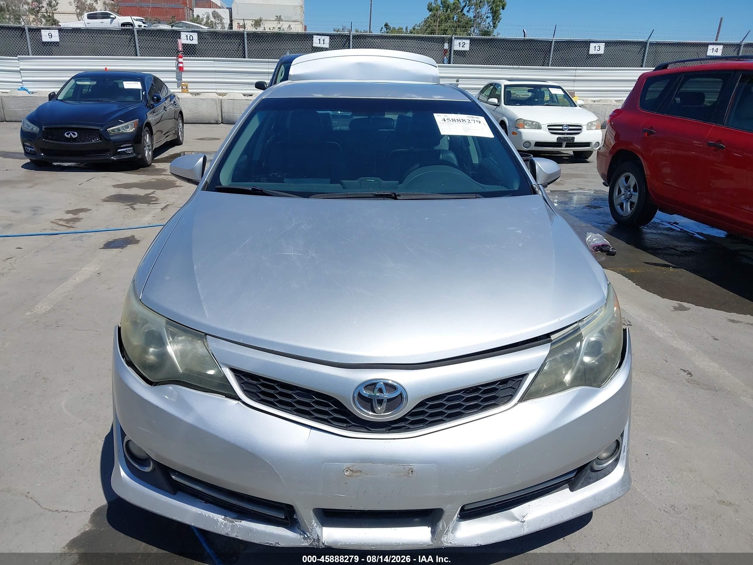 2013 Toyota Camry Se Серебряный vin: 4T1BF1FK6DU677070