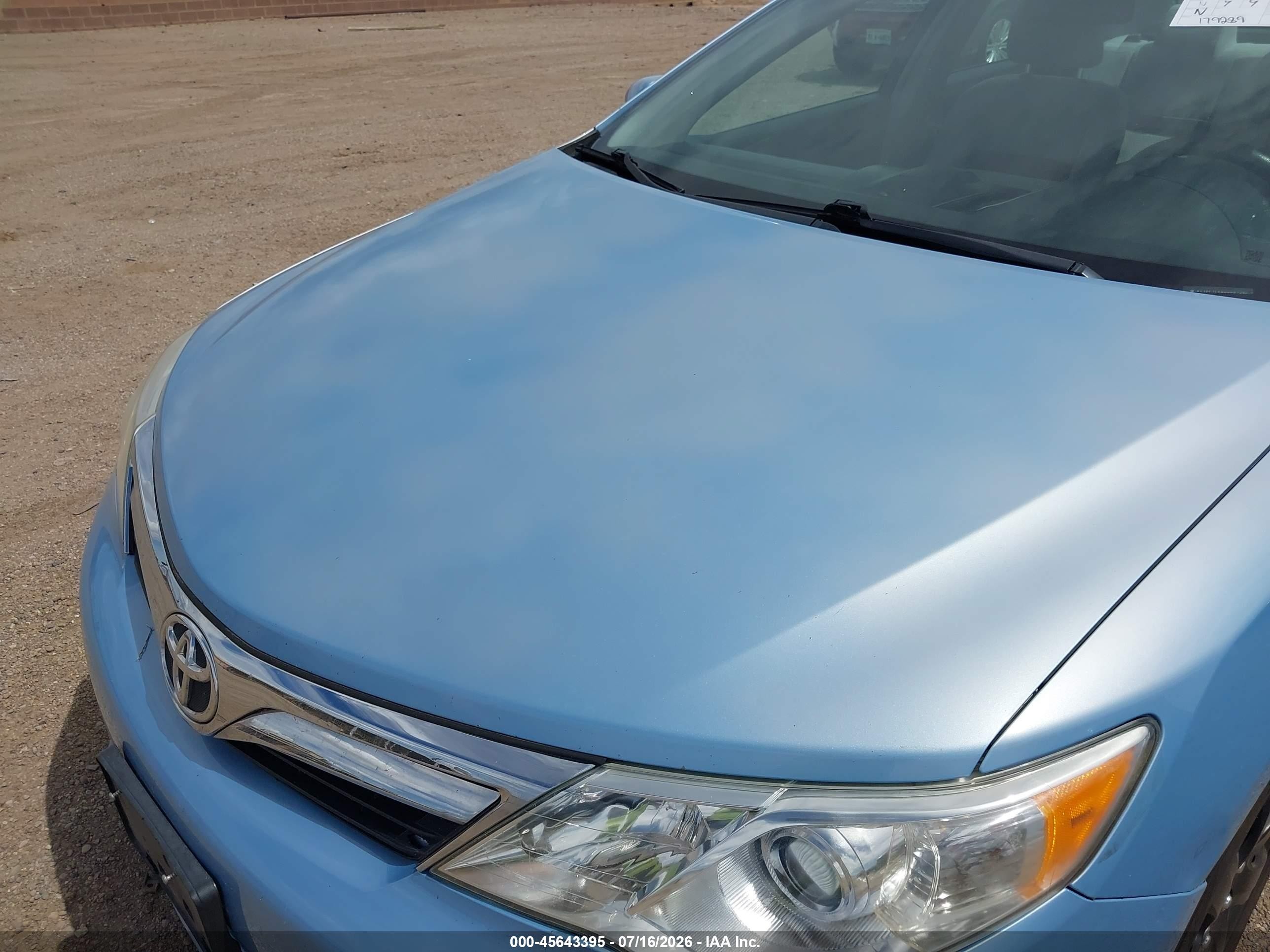 2013 Toyota Camry Le Light Blue vin: 4T1BF1FK6DU691387