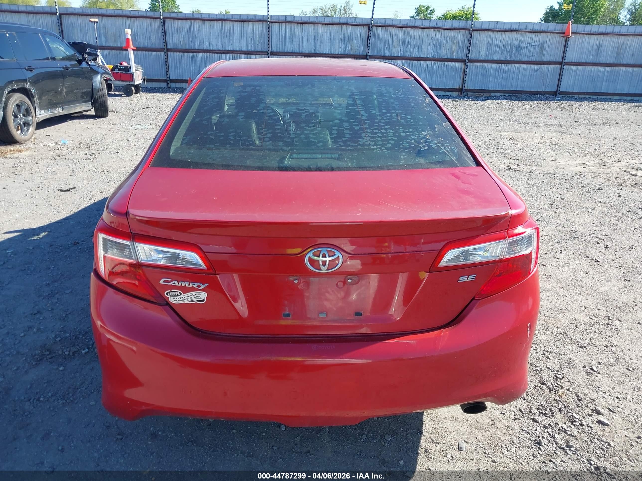 2013 Toyota Camry Se Red vin: 4T1BF1FK6DU711914