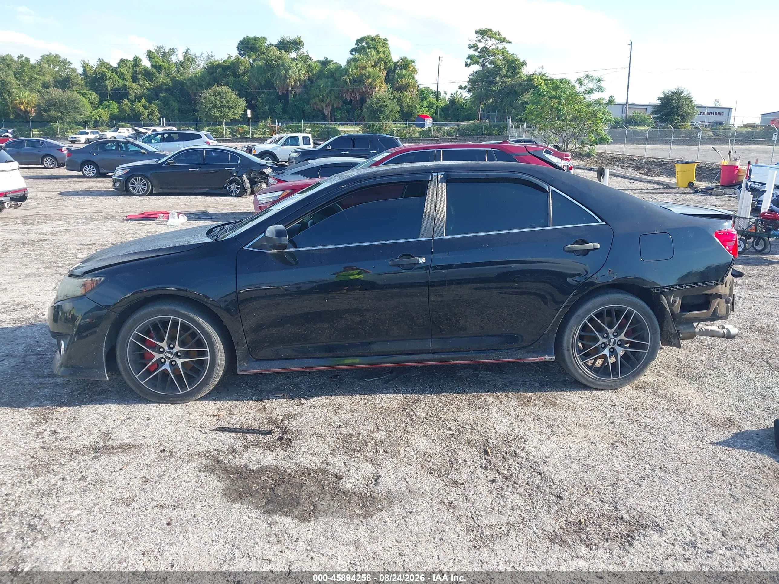 2013 Toyota Camry Se Black vin: 4T1BF1FK6DU717681