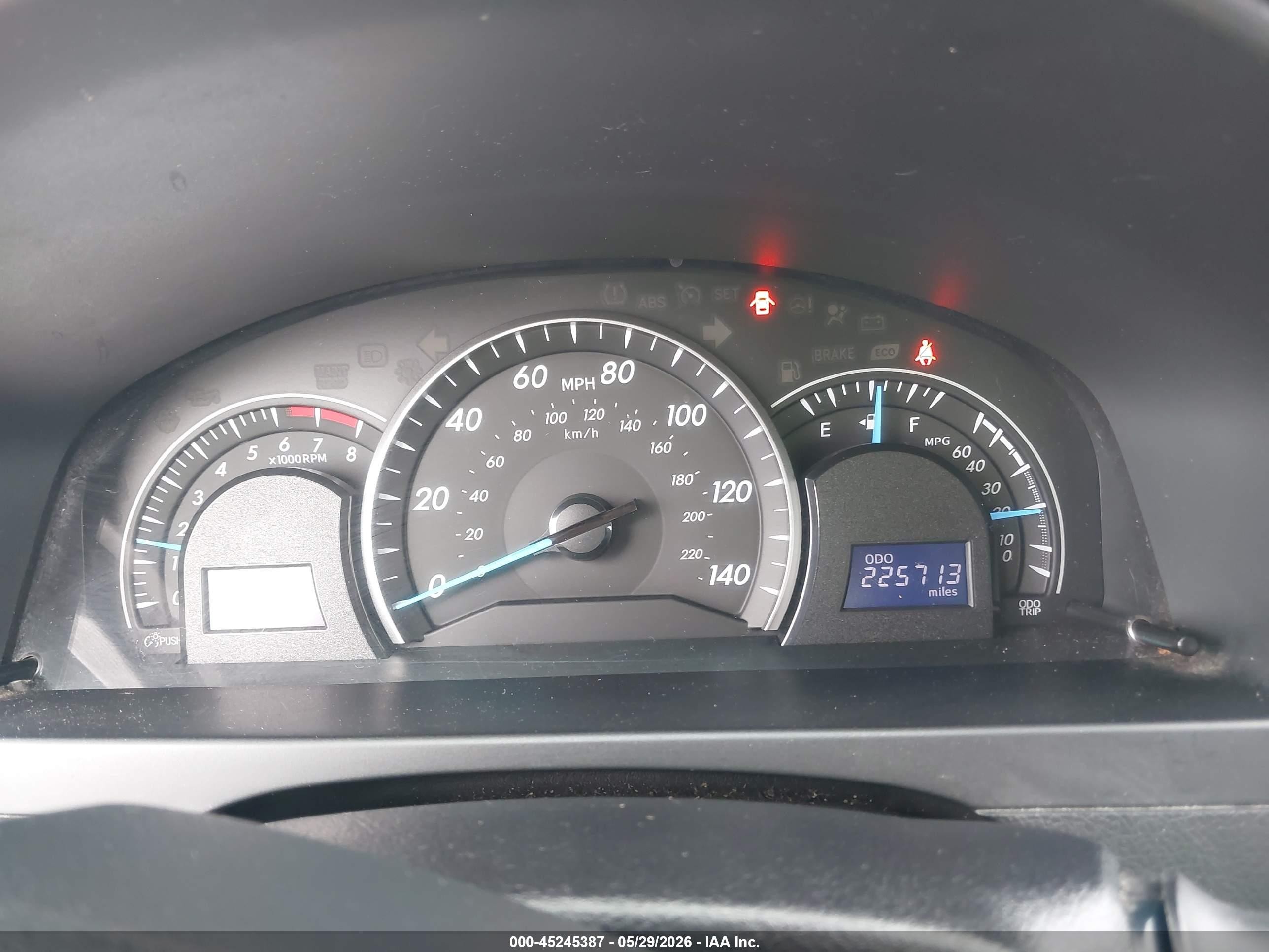 2013 Toyota Camry Le Gray vin: 4T1BF1FK6DU723559