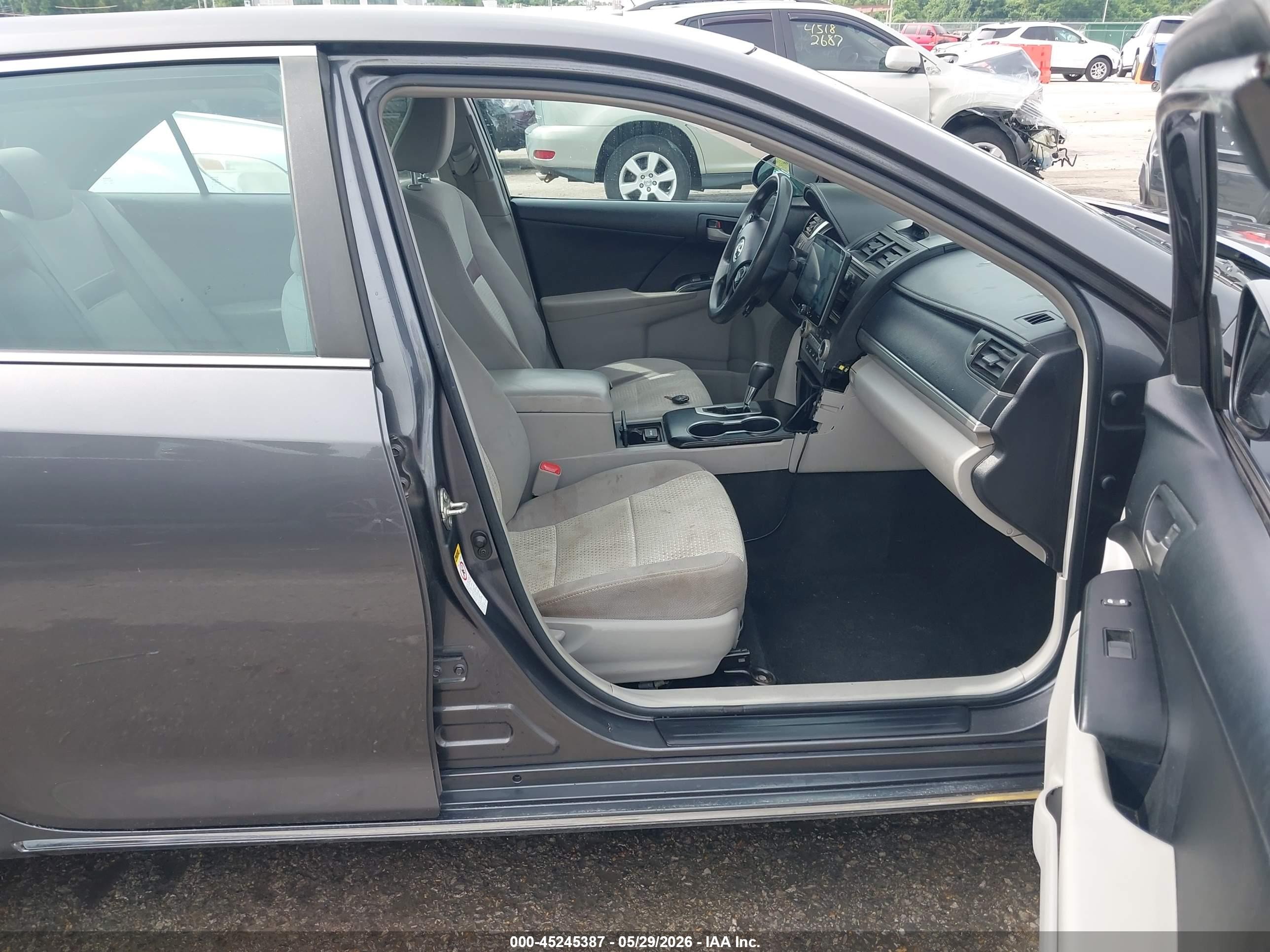 2013 Toyota Camry Le Gray vin: 4T1BF1FK6DU723559