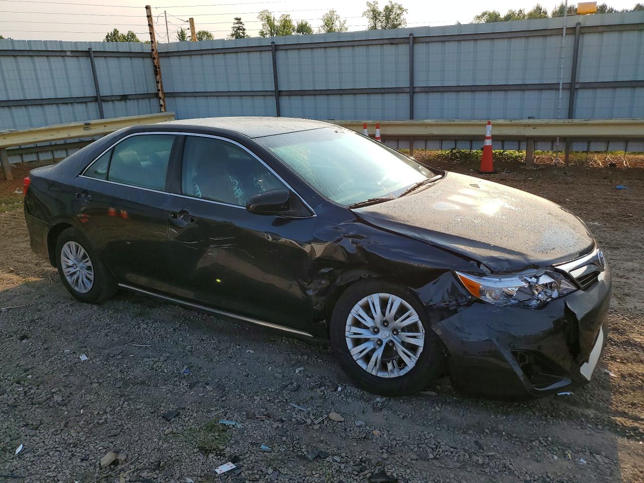 2014 Toyota Camry Le Black vin: 4T1BF1FK6EU301485