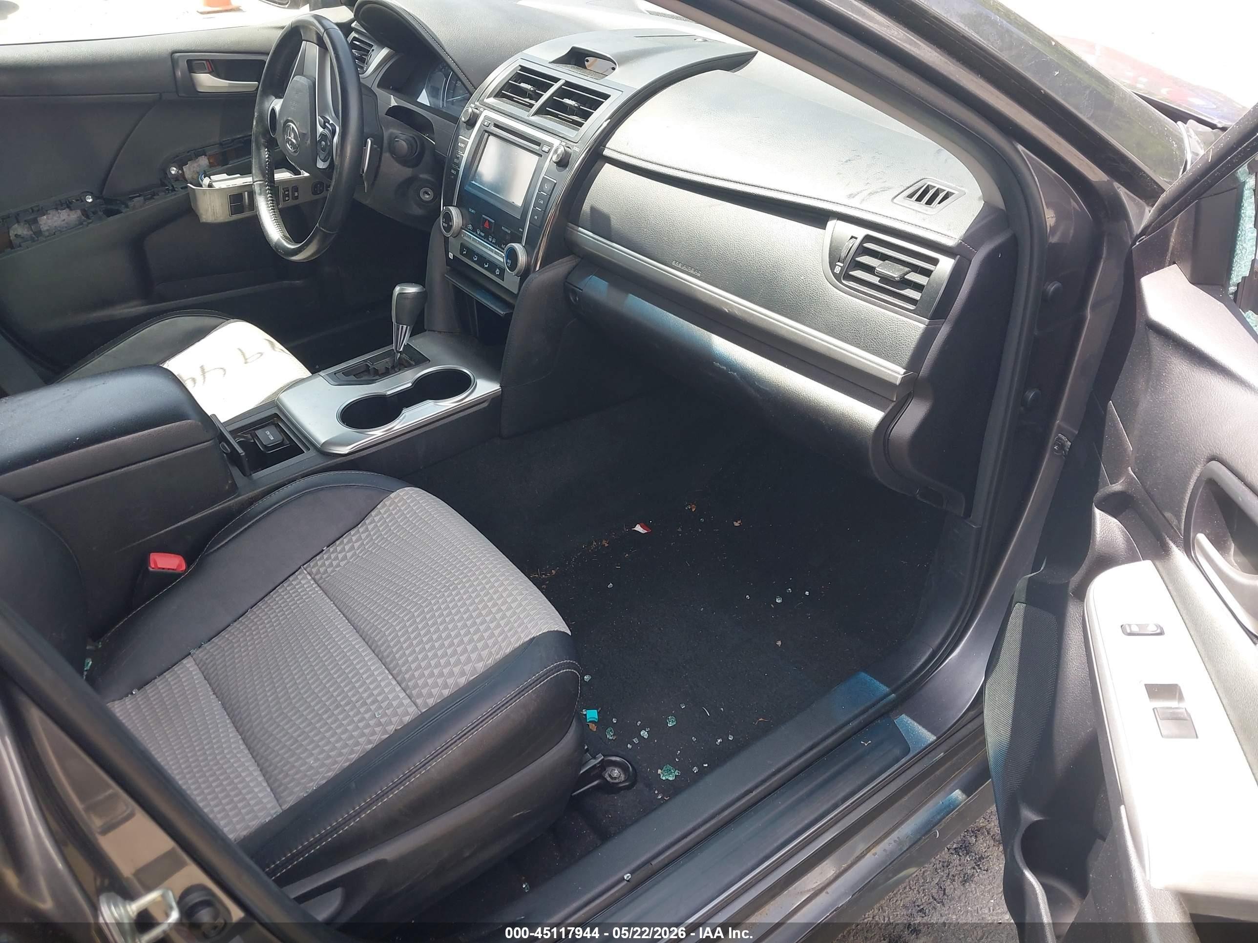 2014 Toyota Camry Se Gray vin: 4T1BF1FK6EU323857
