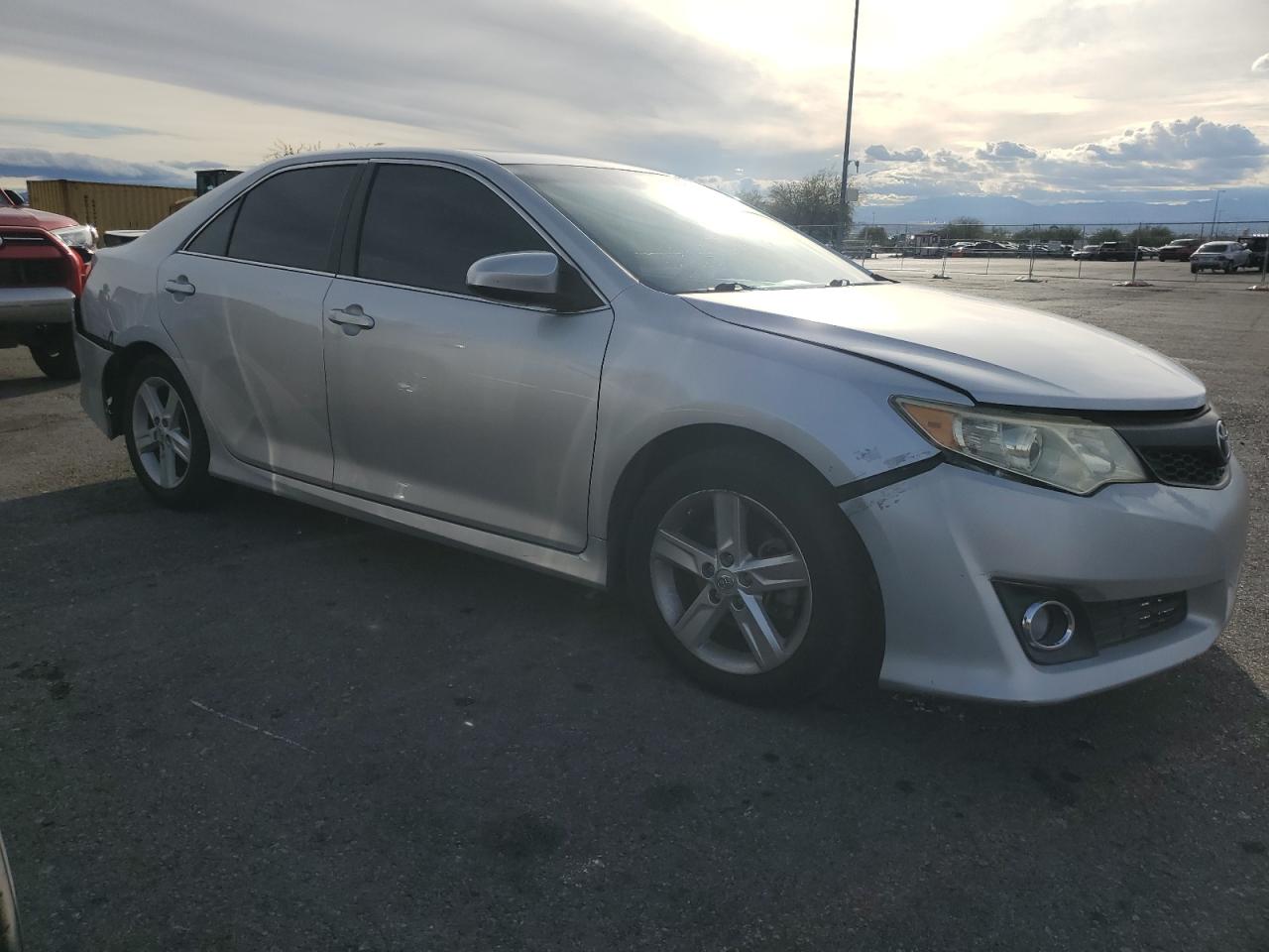 2014 Toyota Camry L Silver vin: 4T1BF1FK6EU325902