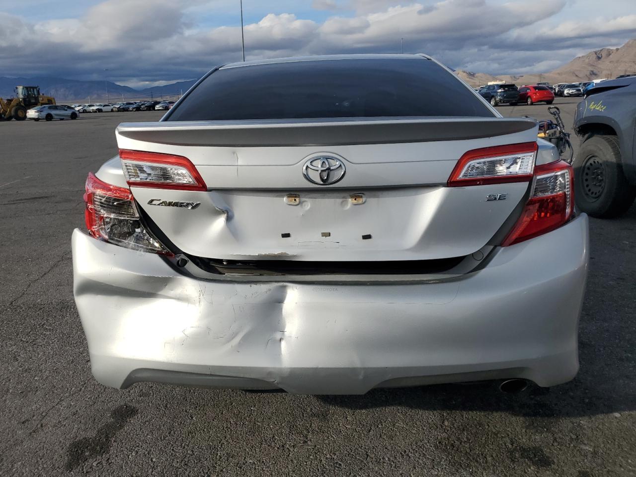 2014 Toyota Camry L Silver vin: 4T1BF1FK6EU325902