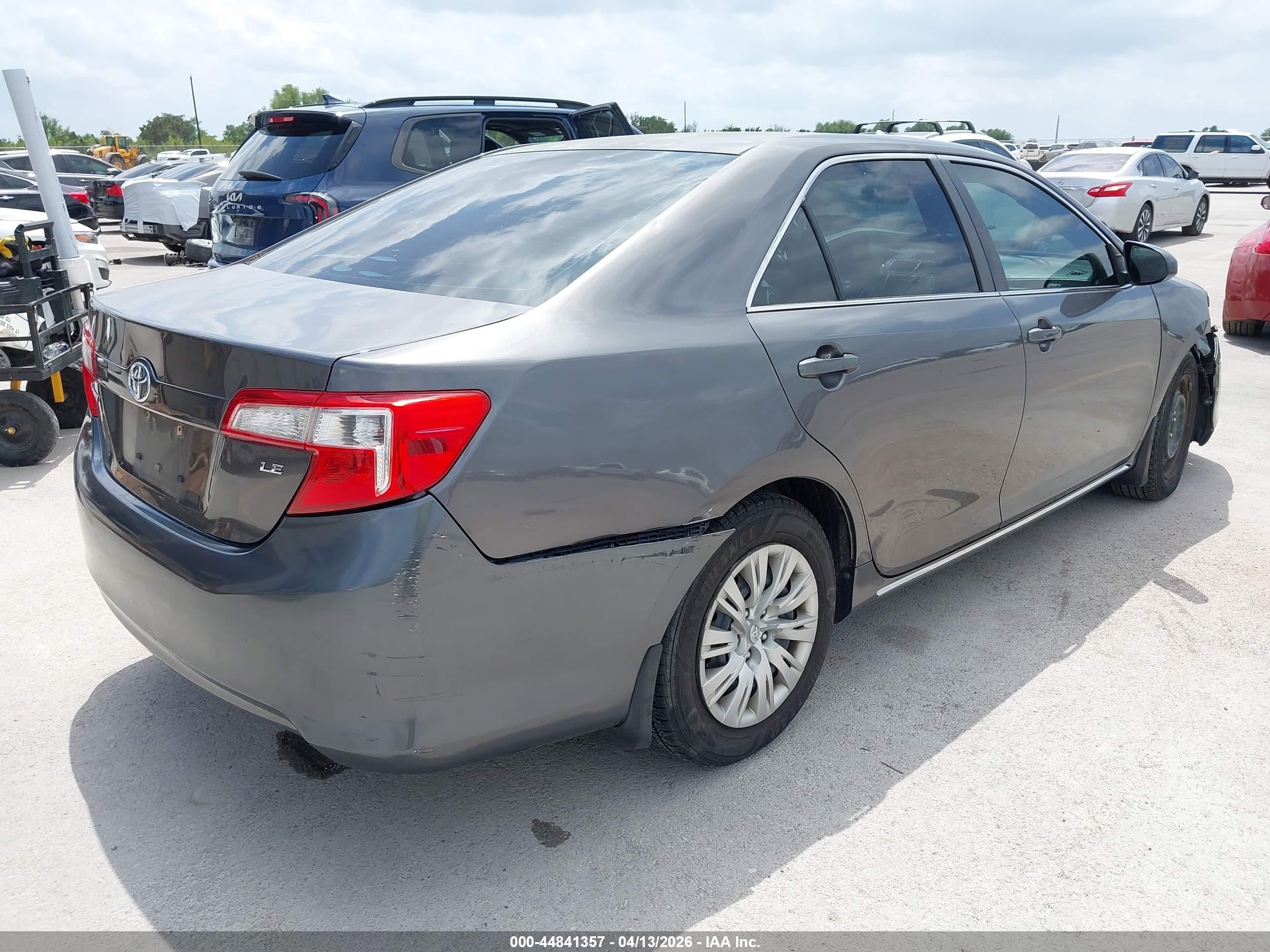 2014 Toyota Camry Le Gray vin: 4T1BF1FK6EU351769