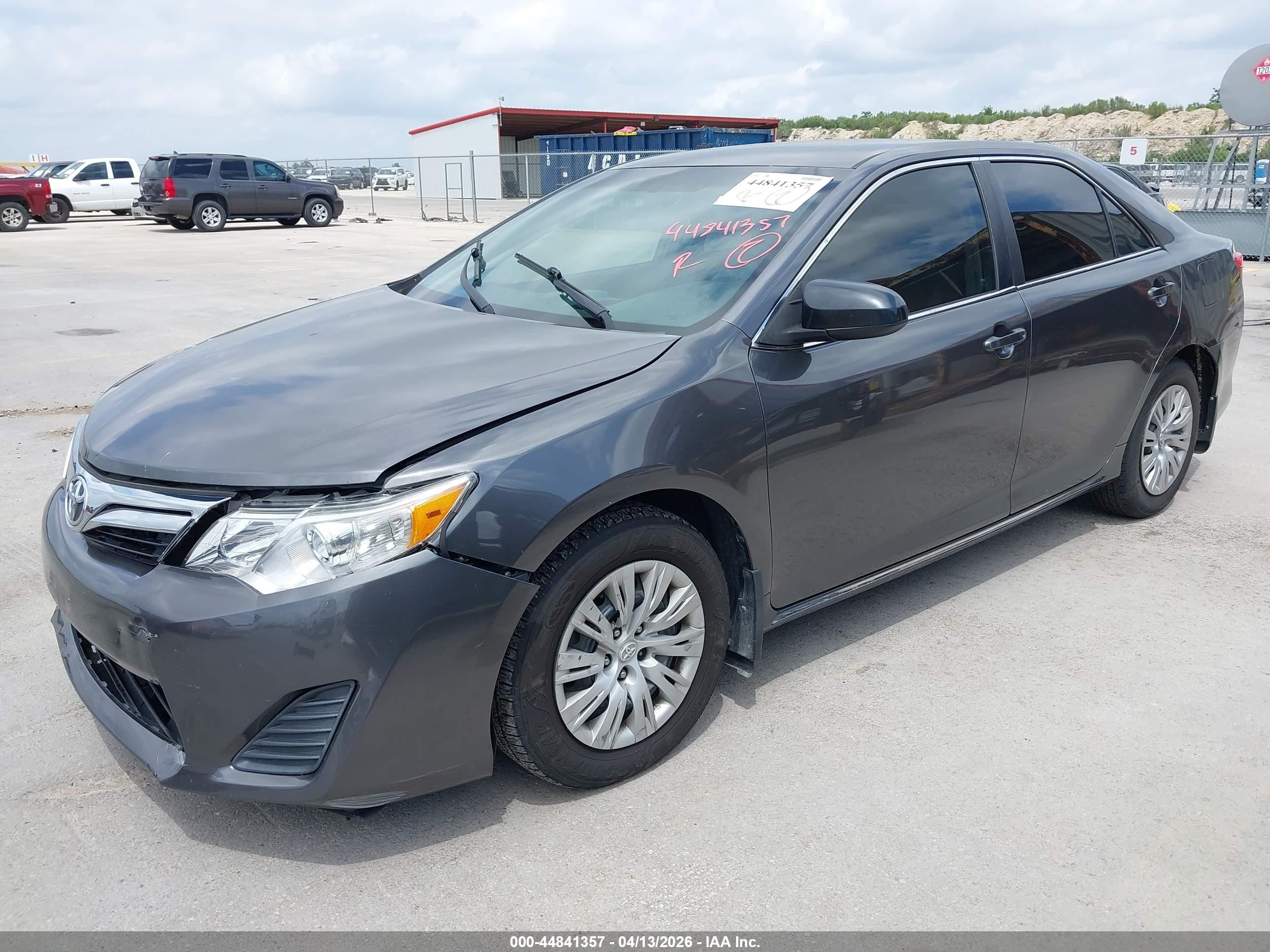 2014 Toyota Camry Le Gray vin: 4T1BF1FK6EU351769