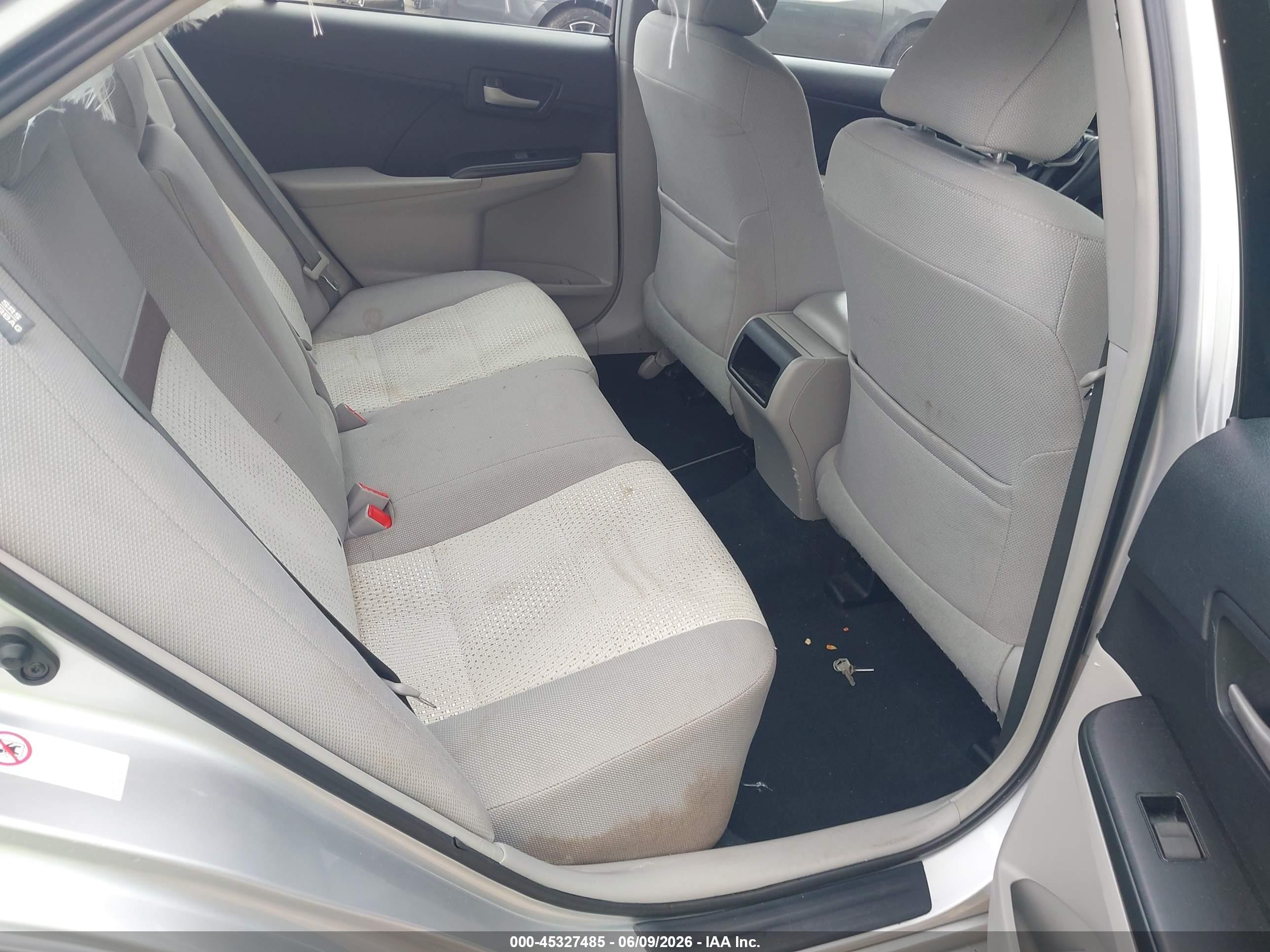 2014 Toyota Camry Le Silver vin: 4T1BF1FK6EU366353
