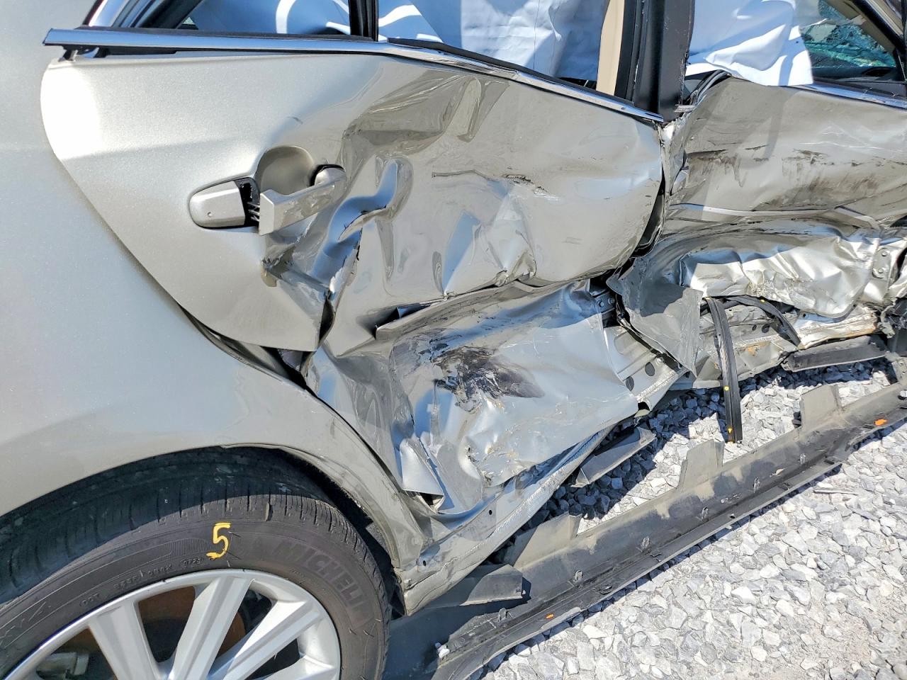 2014 Toyota Camry Xle Золотой vin: 4T1BF1FK6EU388420