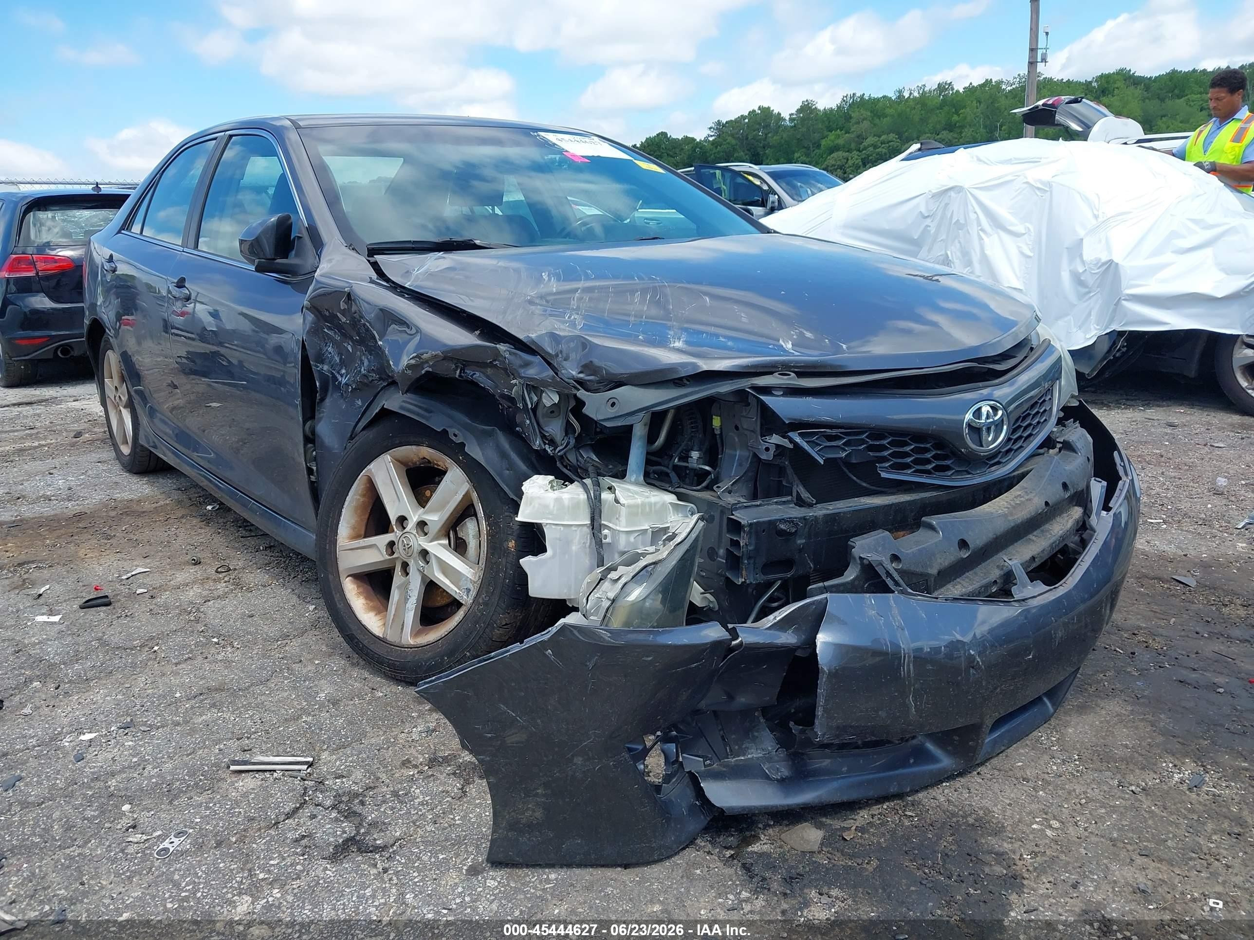 2014 Toyota Camry Se Gray vin: 4T1BF1FK6EU389325