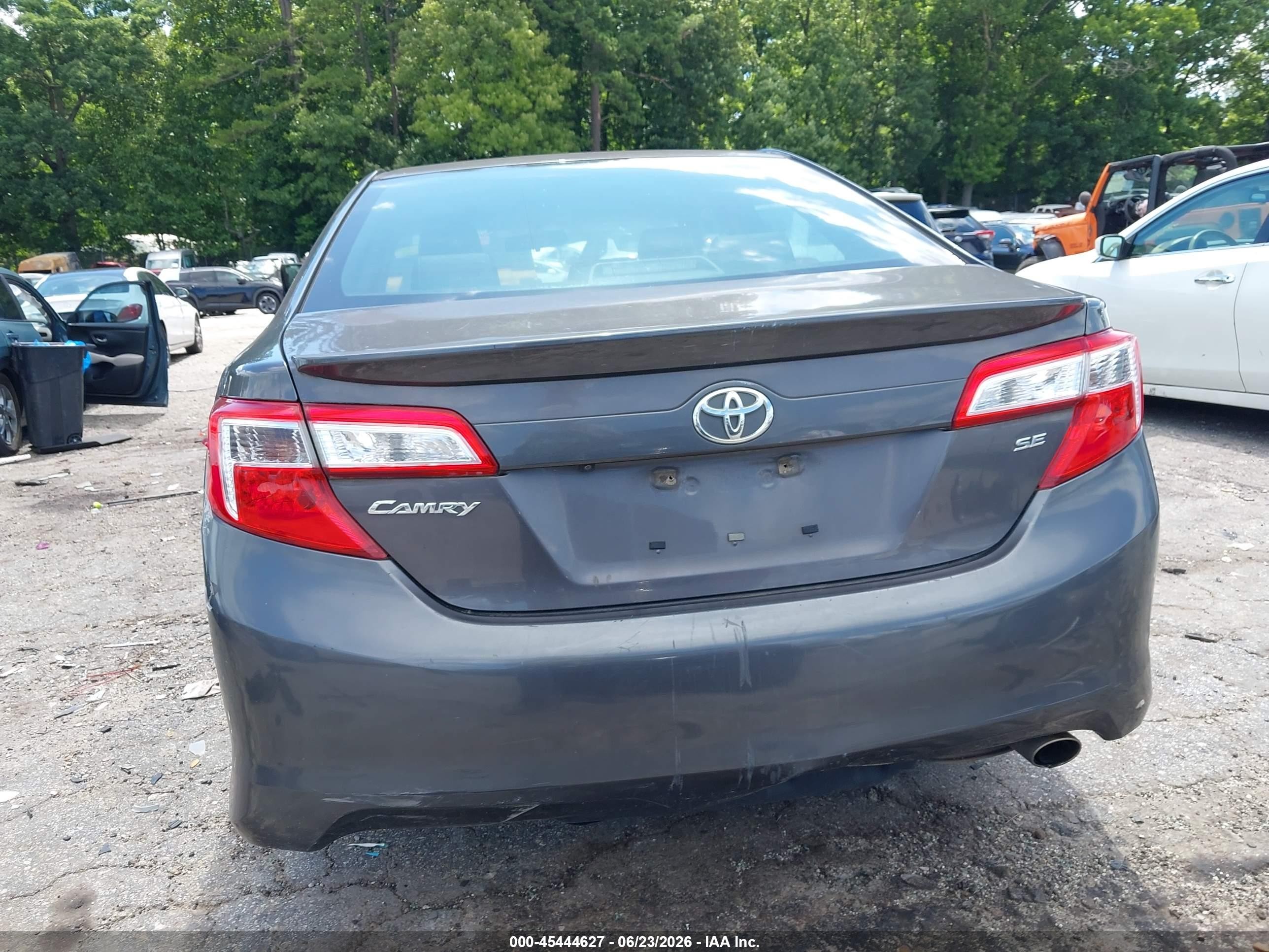 2014 Toyota Camry Se Gray vin: 4T1BF1FK6EU389325