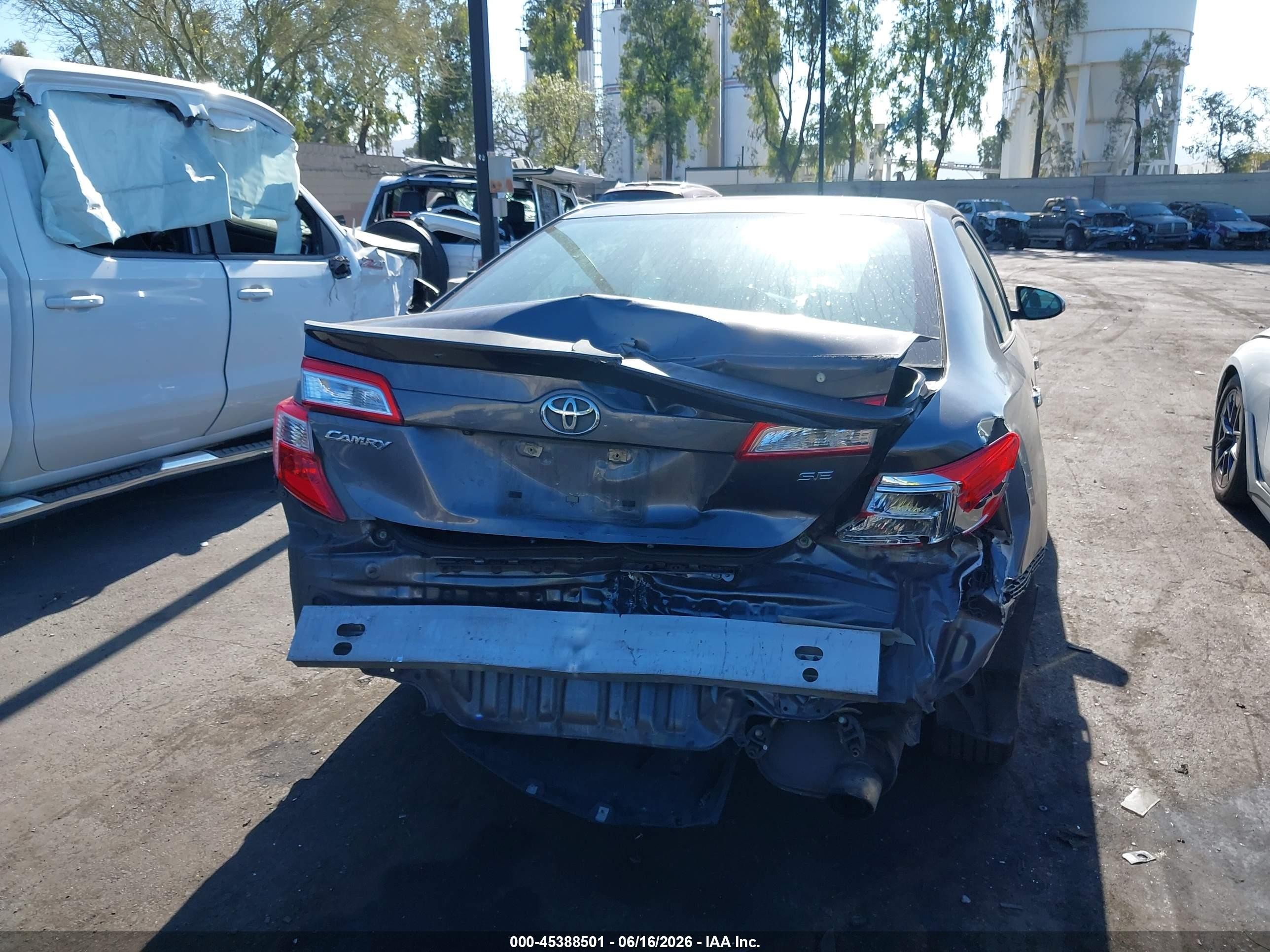 2014 Toyota Camry Se Gray vin: 4T1BF1FK6EU389664