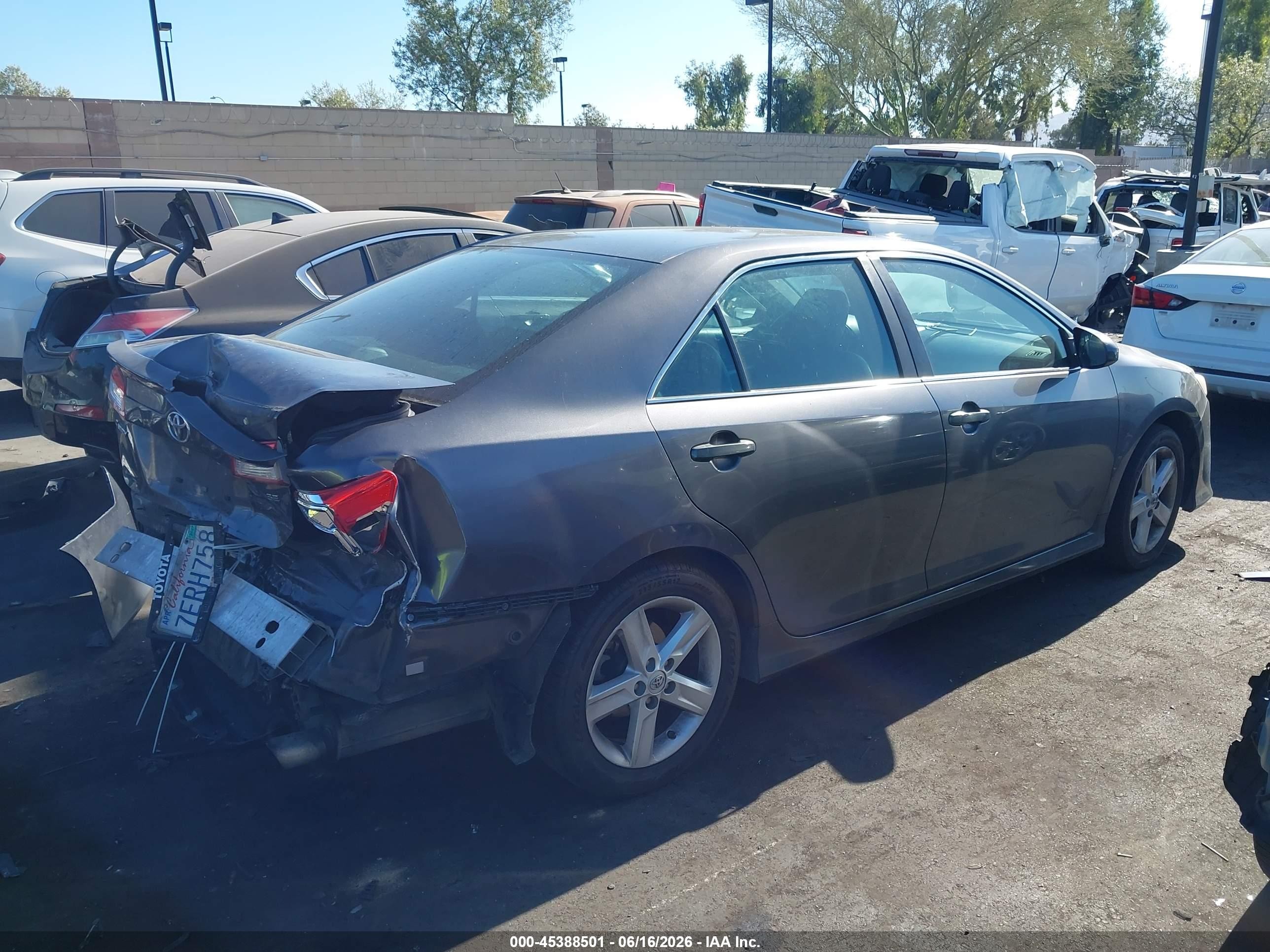 2014 Toyota Camry Se Gray vin: 4T1BF1FK6EU389664