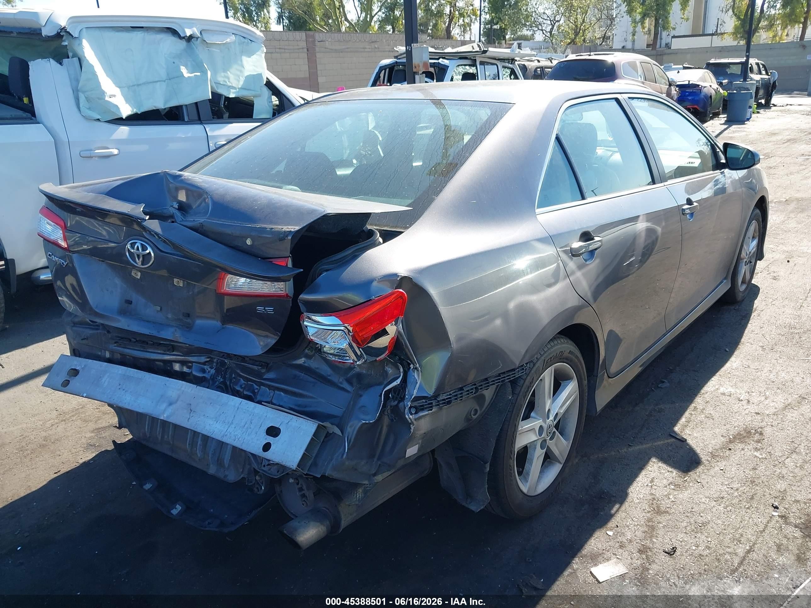 2014 Toyota Camry Se Gray vin: 4T1BF1FK6EU389664