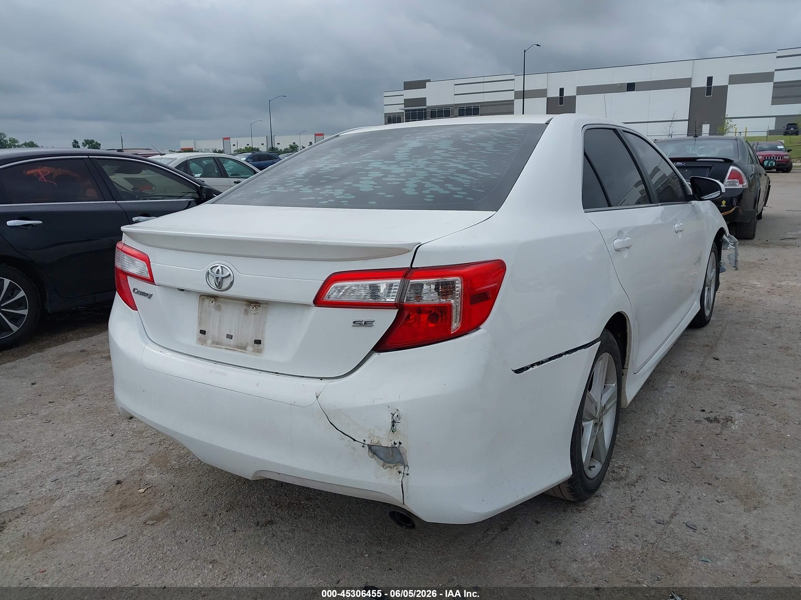 2014 Toyota Camry Se White vin: 4T1BF1FK6EU391138