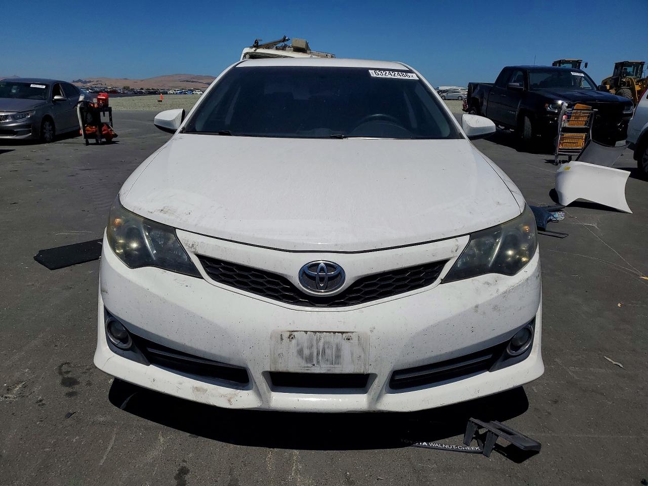 2014 Toyota Camry Se White vin: 4T1BF1FK6EU408794