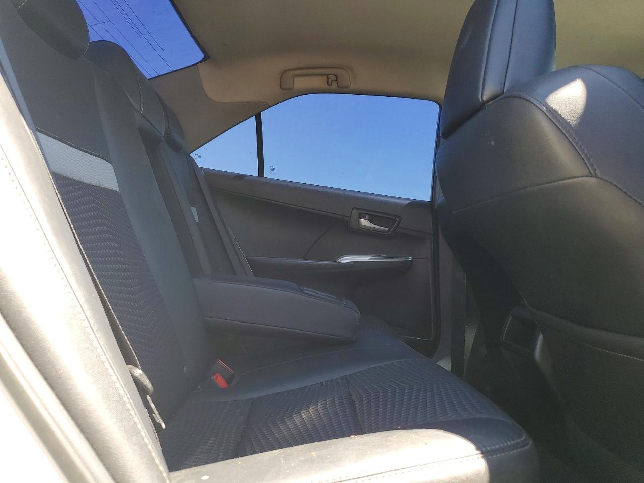 2014 Toyota Camry Se White vin: 4T1BF1FK6EU408794