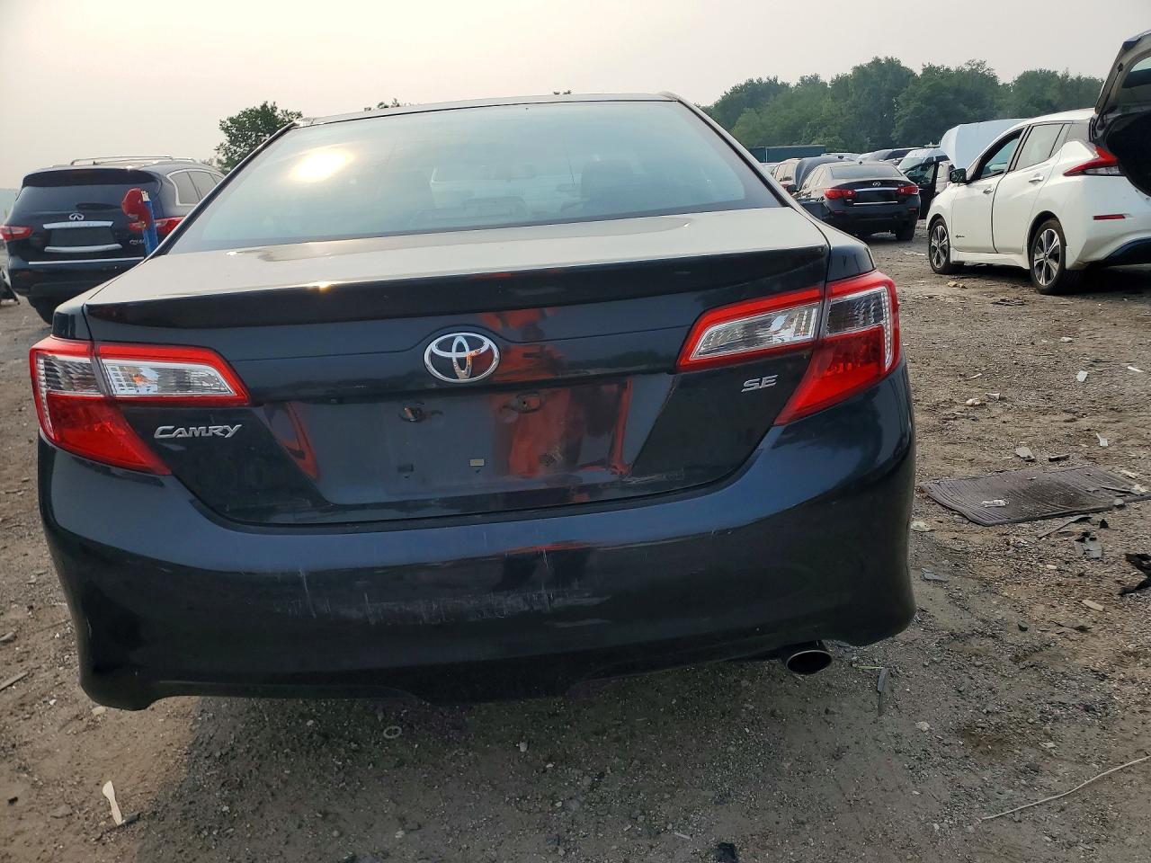 2014 Toyota Camry Se Charcoal vin: 4T1BF1FK6EU411288