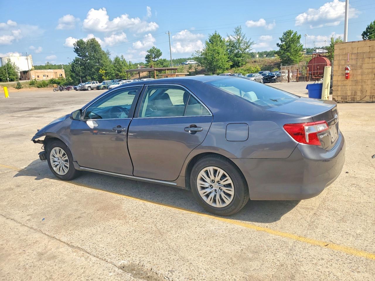 2014 Toyota Camry Le Gray vin: 4T1BF1FK6EU412876