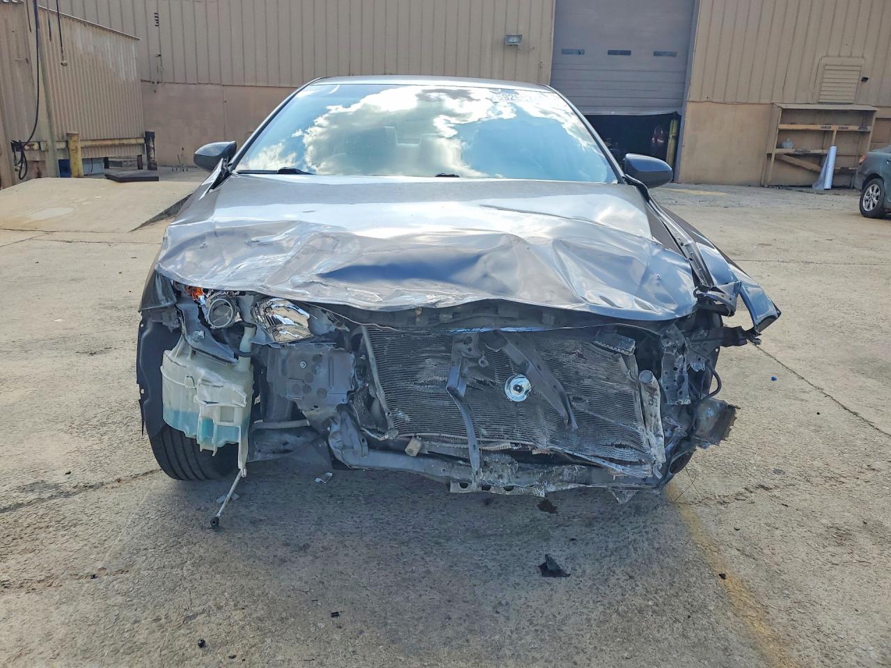 2014 Toyota Camry Le Gray vin: 4T1BF1FK6EU412876
